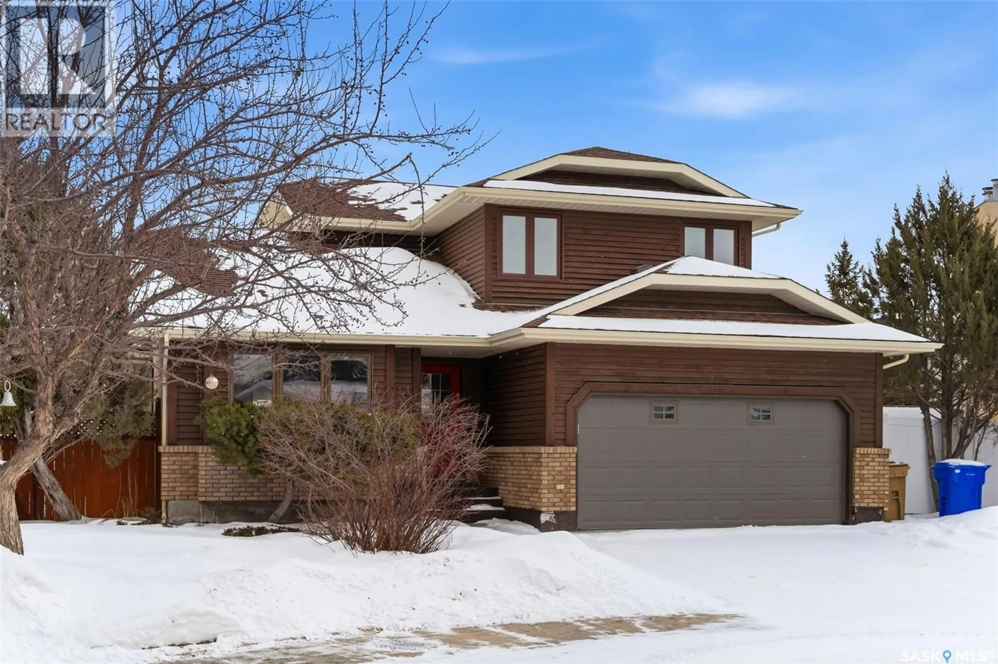 Home with brick exterior material, street for 3234 WASCANA GLEN, Regina Saskatchewan S4V2L6