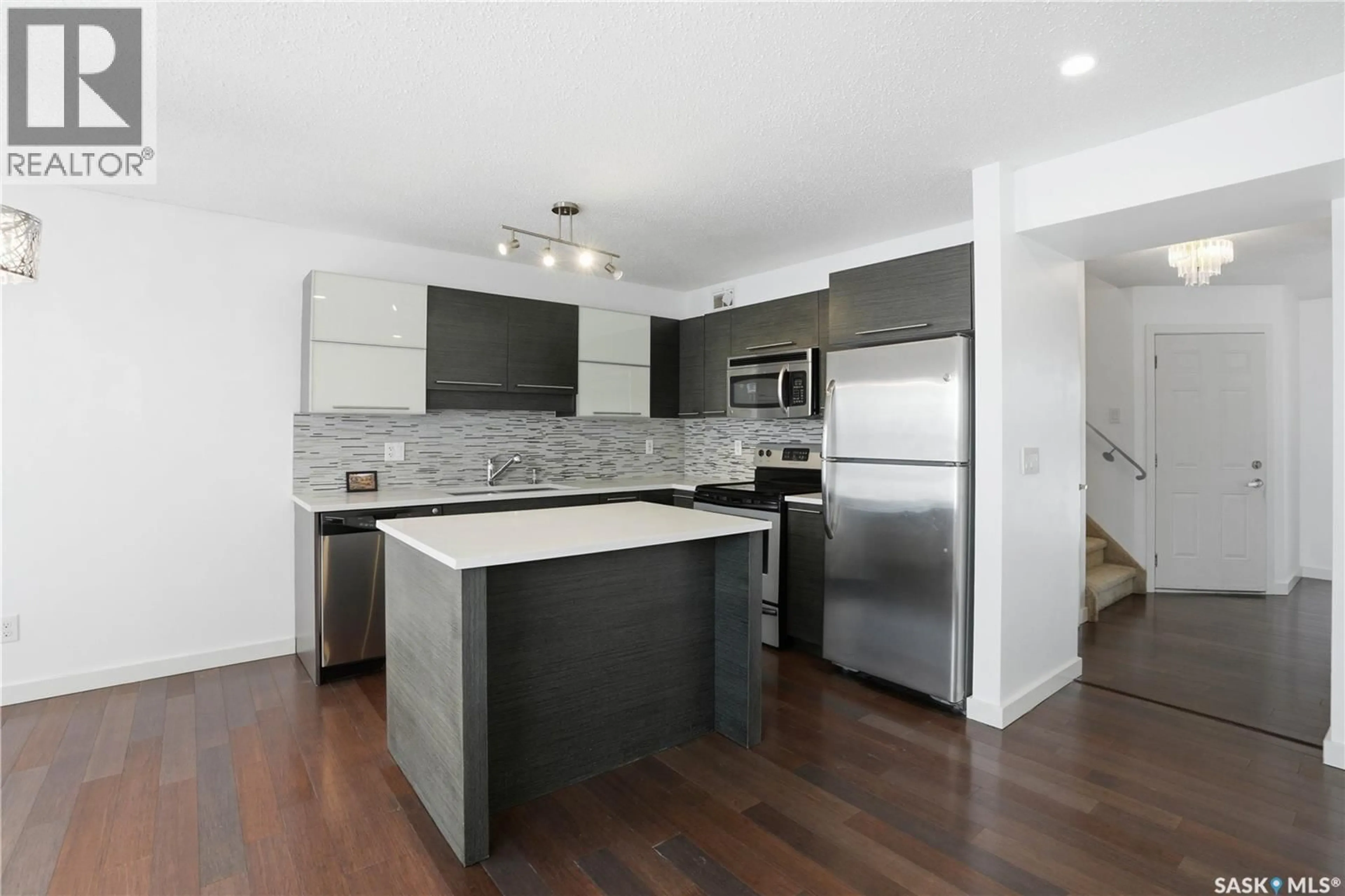 Open concept kitchen, unknown for 106 - 410 LEDINGHAM WAY, Saskatoon Saskatchewan S7V0C4