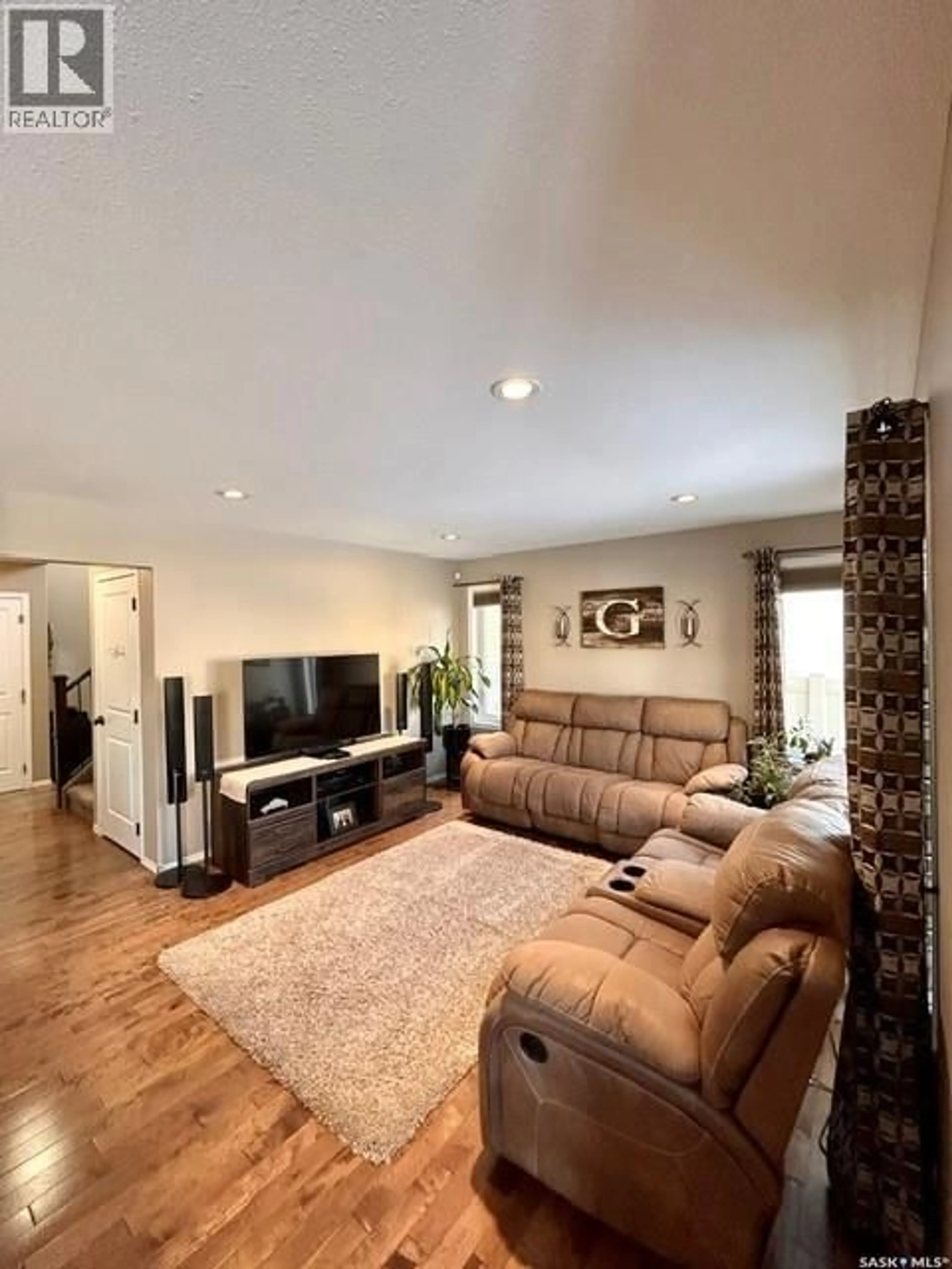 Living room with furniture, unknown for 5245 CANUCK CRESCENT, Regina Saskatchewan S4S7K4