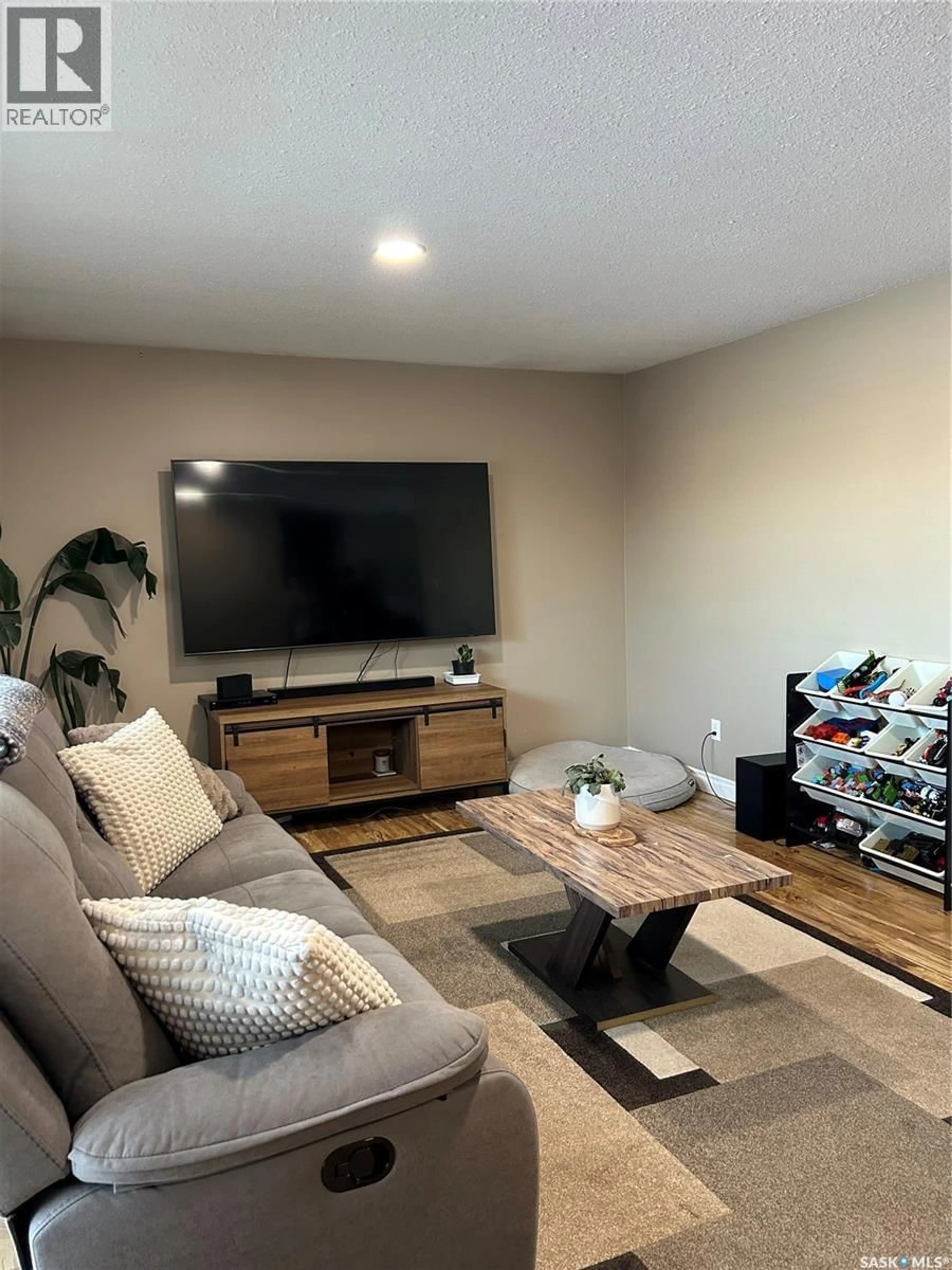 Living room with furniture, unknown for 816 8TH AVENUE, Rosthern Saskatchewan S0K3R0