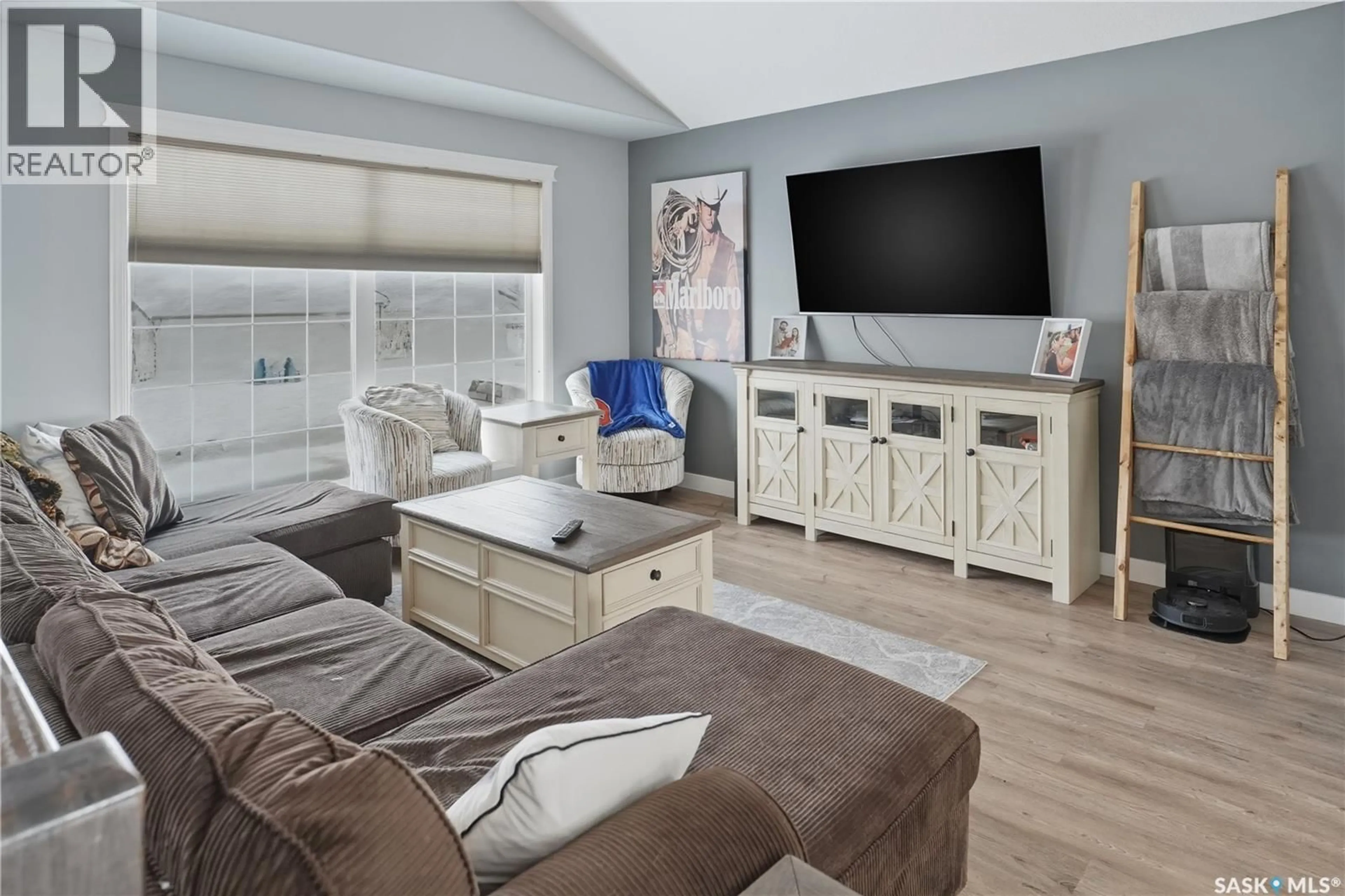 Living room with furniture, unknown for 231 15TH STREET, Battleford Saskatchewan S0M0E0