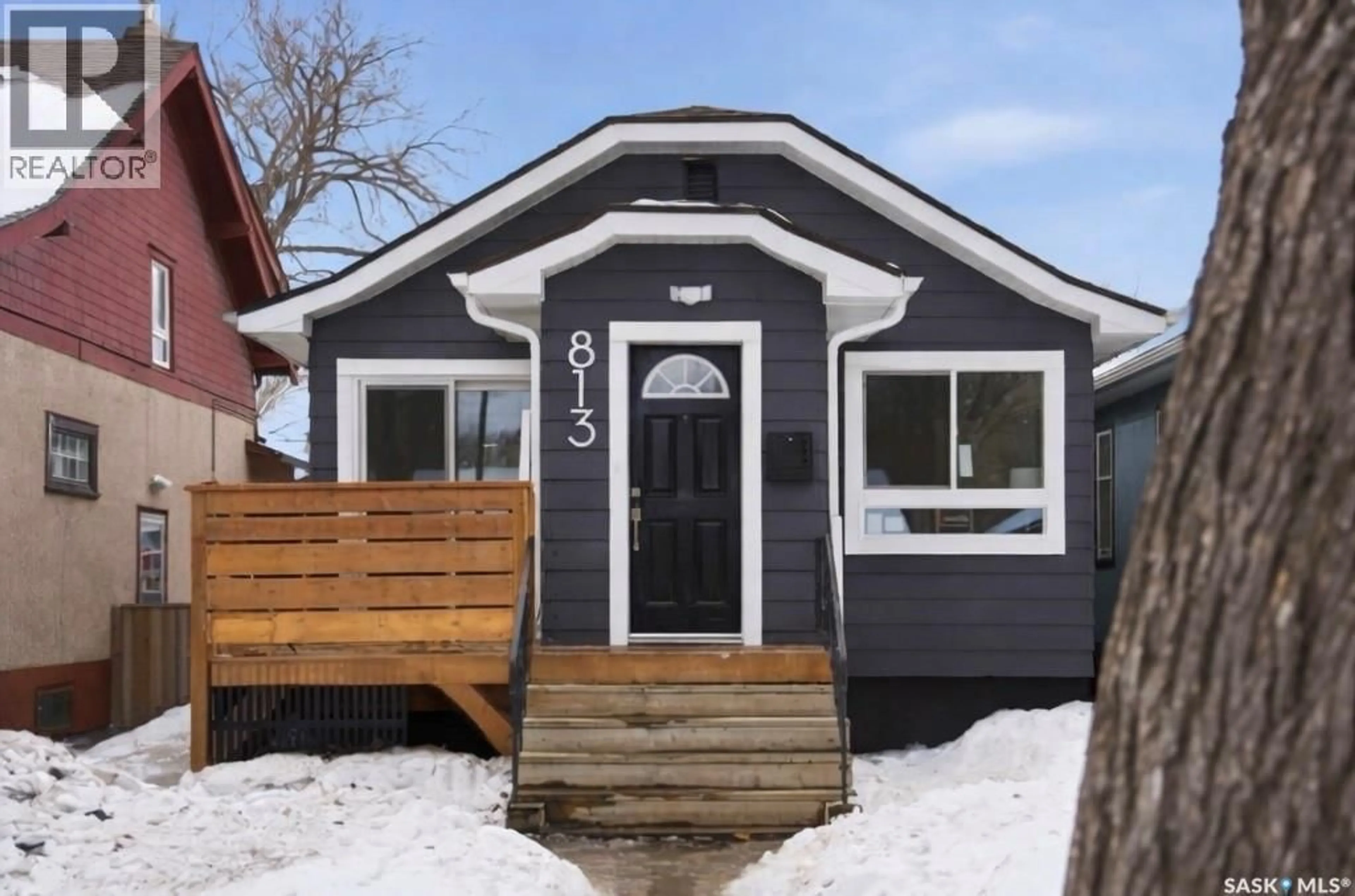 Unknown for 813 4TH AVENUE, Saskatoon Saskatchewan S7K2N3