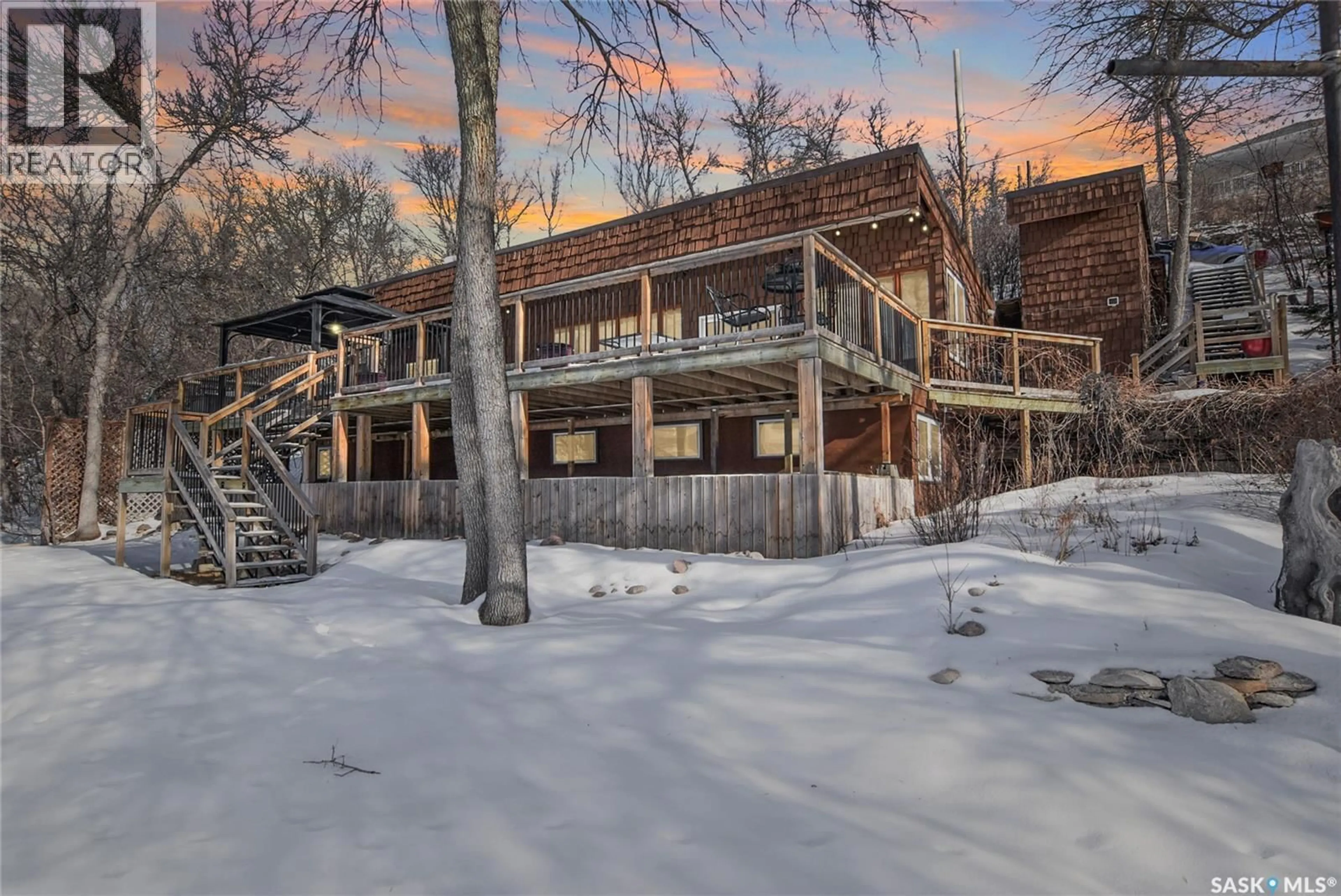 Patio, building for 208-210 CRIDDLE AVENUE, Crooked Lake Saskatchewan S0G1E0