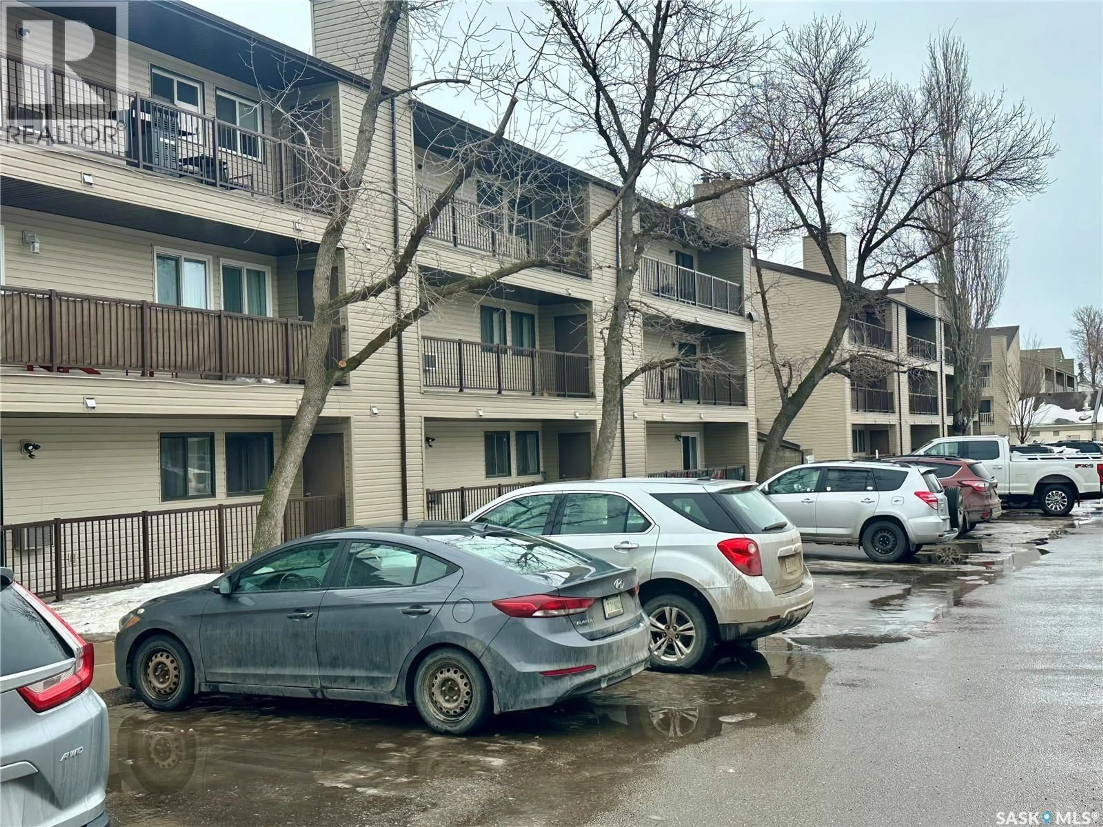 Parking for 214B - 4040 8TH STREET, Saskatoon Saskatchewan S7H5L4