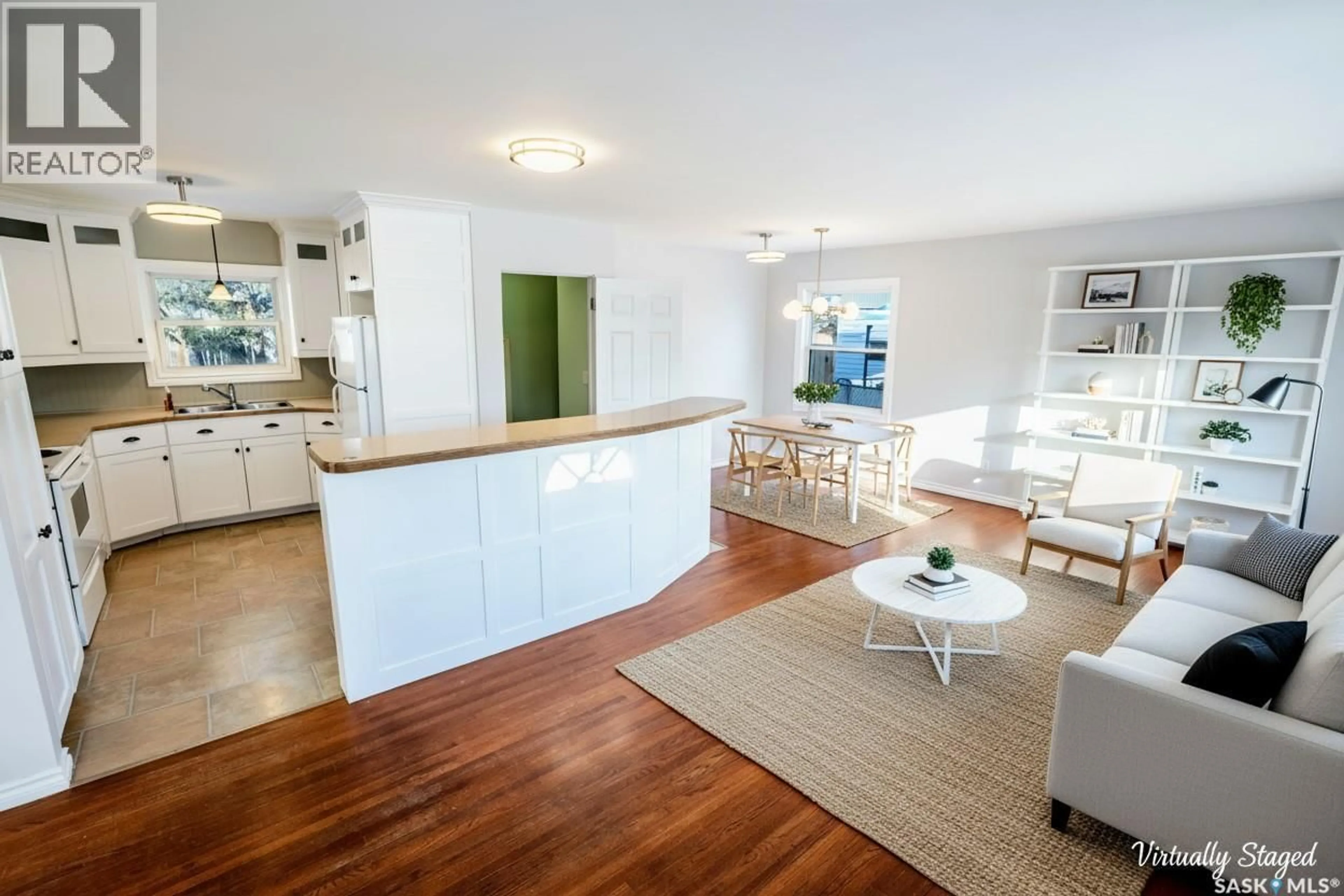 Open concept kitchen, unknown for 1138 BOGUE AVENUE, Moose Jaw Saskatchewan S6H4M5