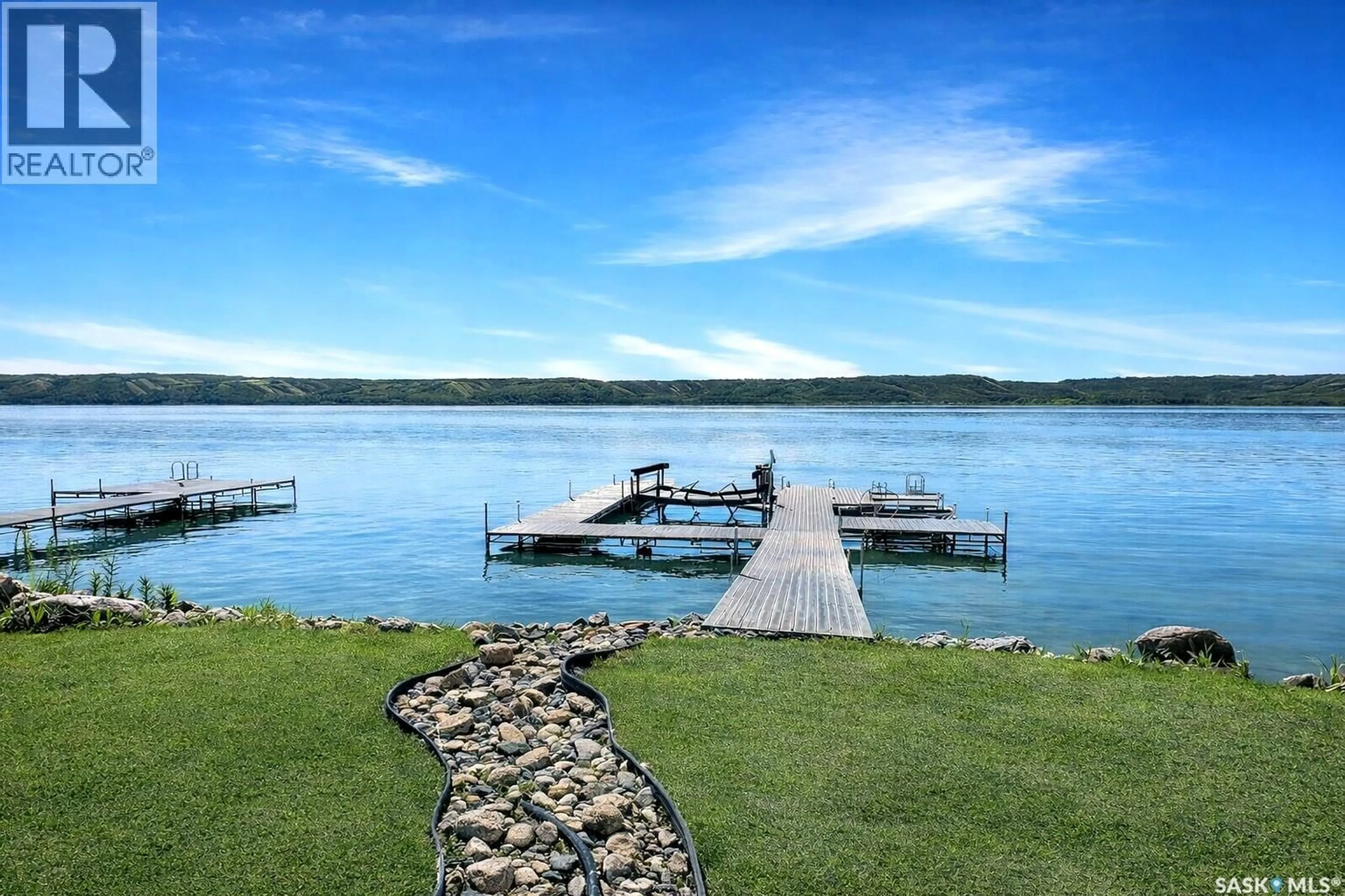 Patio, water/lake/river/ocean view for 402 PASQUA LAKE ROAD, North Qu'Appelle Rm No. 187 Saskatchewan S0G1S0