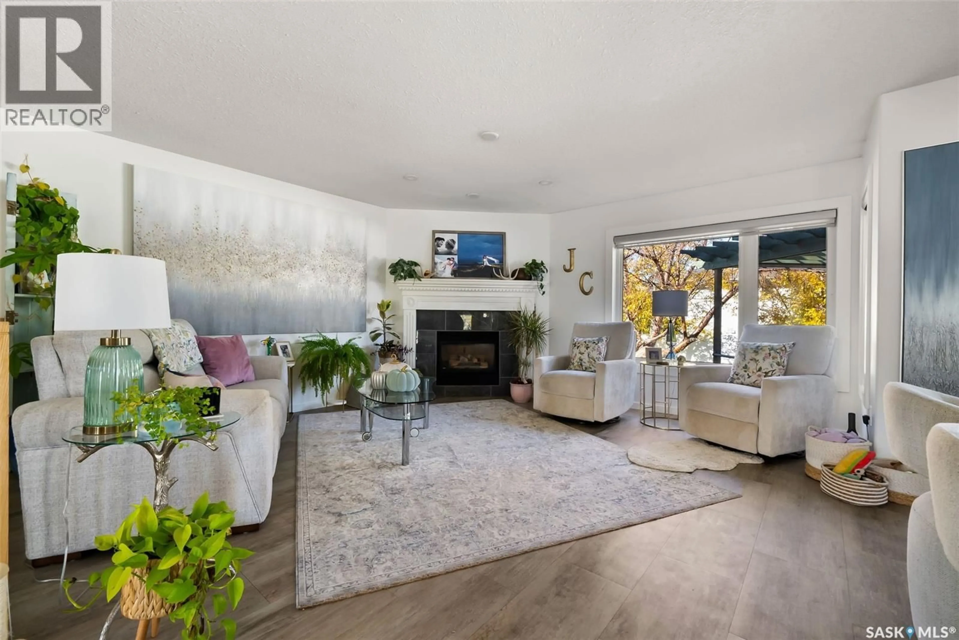 Living room with furniture, unknown for 1 MISSION PLACE, Fort Qu'Appelle Saskatchewan S0G1S0