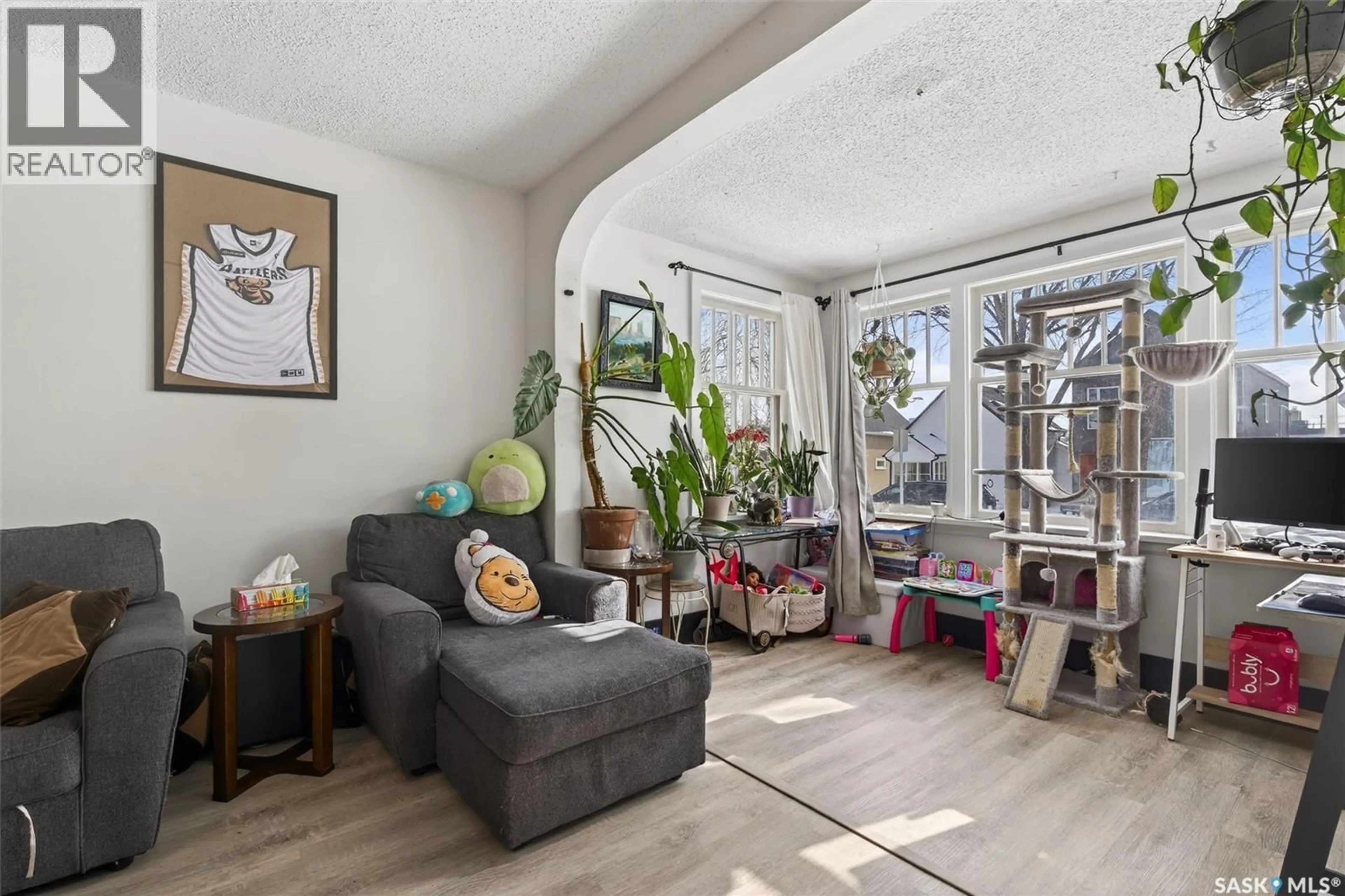 Unknown for 318 25TH STREET, Saskatoon Saskatchewan S7L0C5