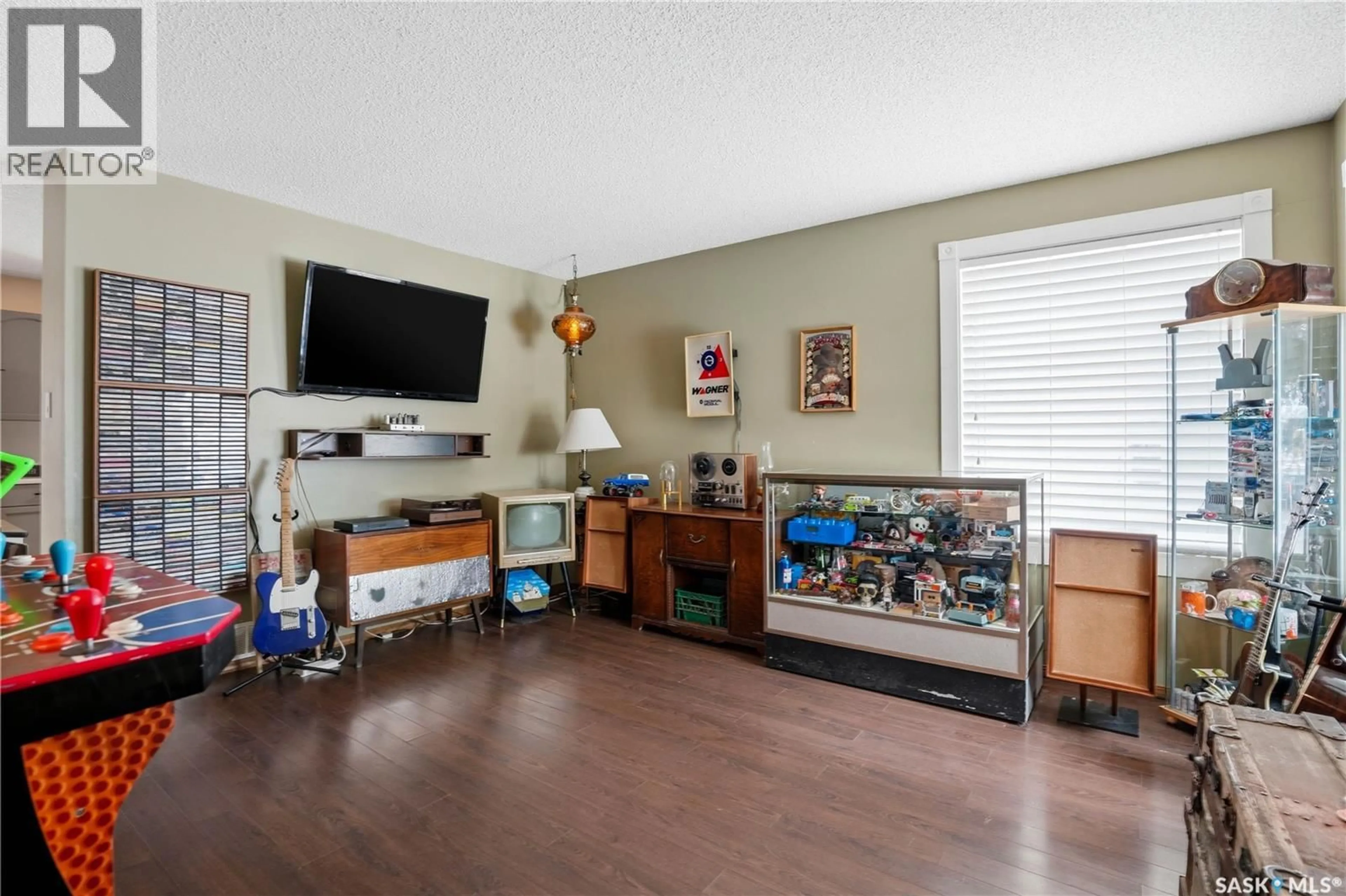 A pic of a room for 6202 WELLBAND DRIVE, Regina Saskatchewan S4X4G8