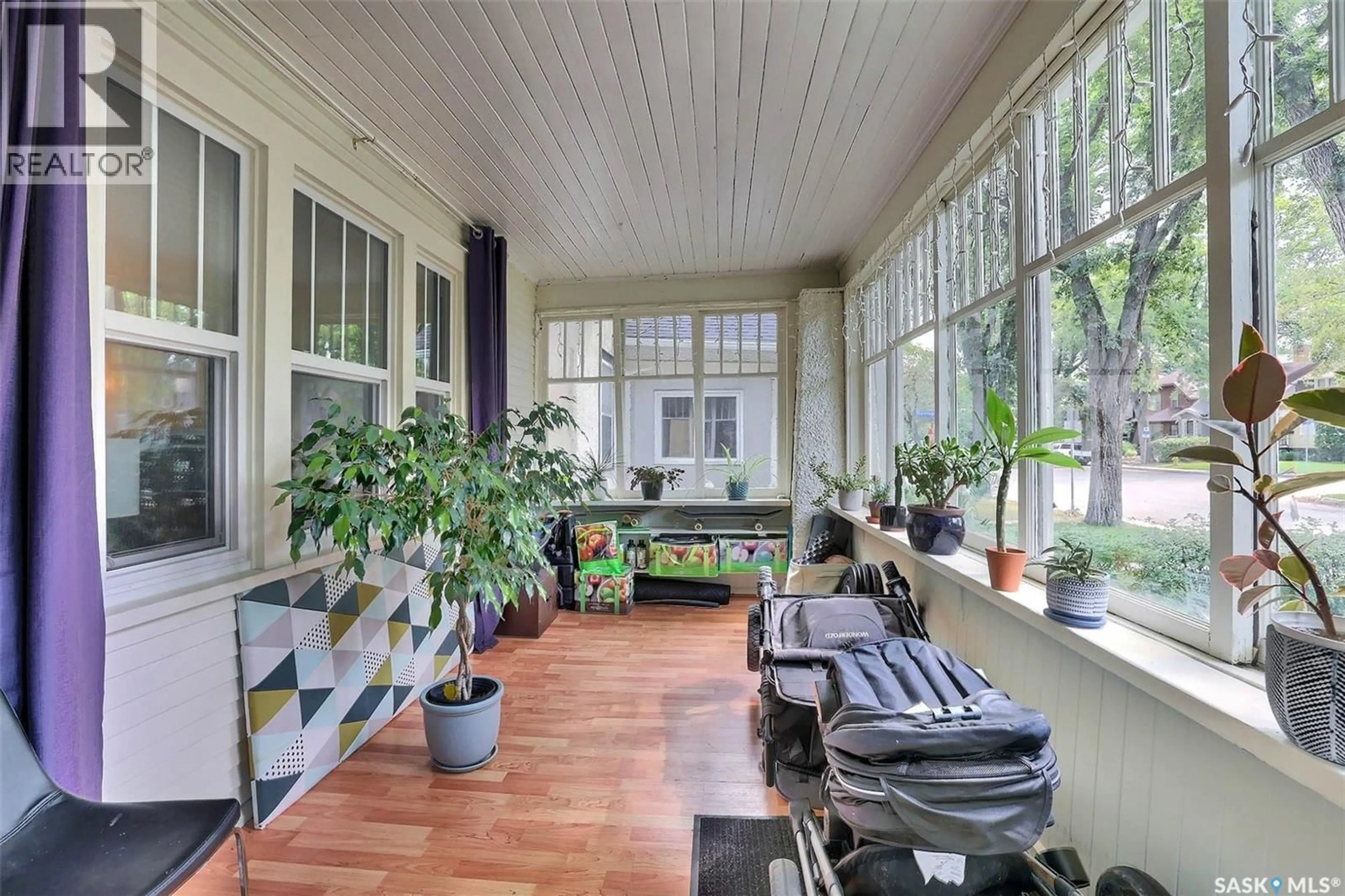 Patio, street for 3408 VICTORIA AVENUE, Regina Saskatchewan S4T1L8