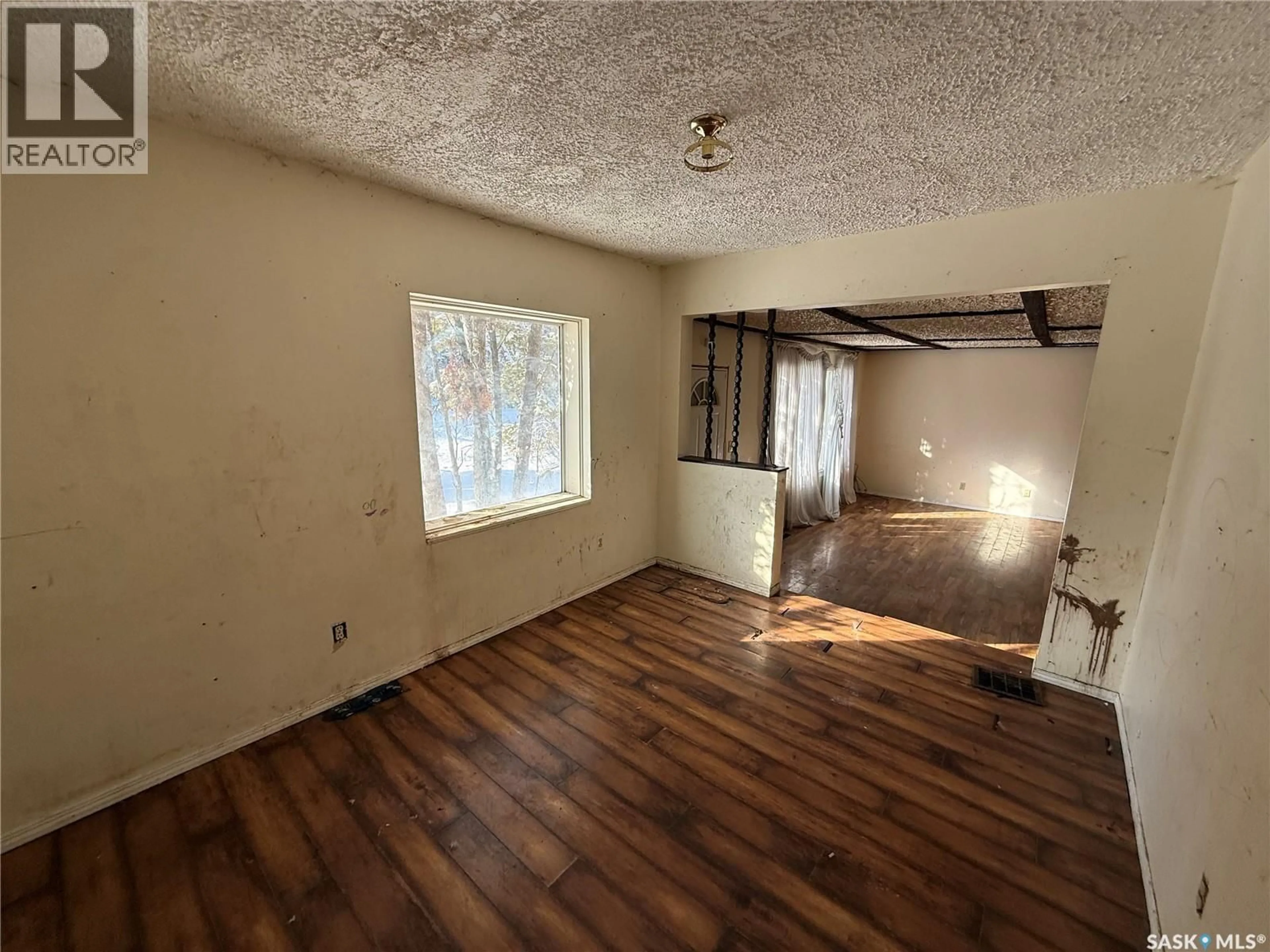 A pic of a room for 801 NIPAWIN ROAD W, Nipawin Saskatchewan S0E1E0