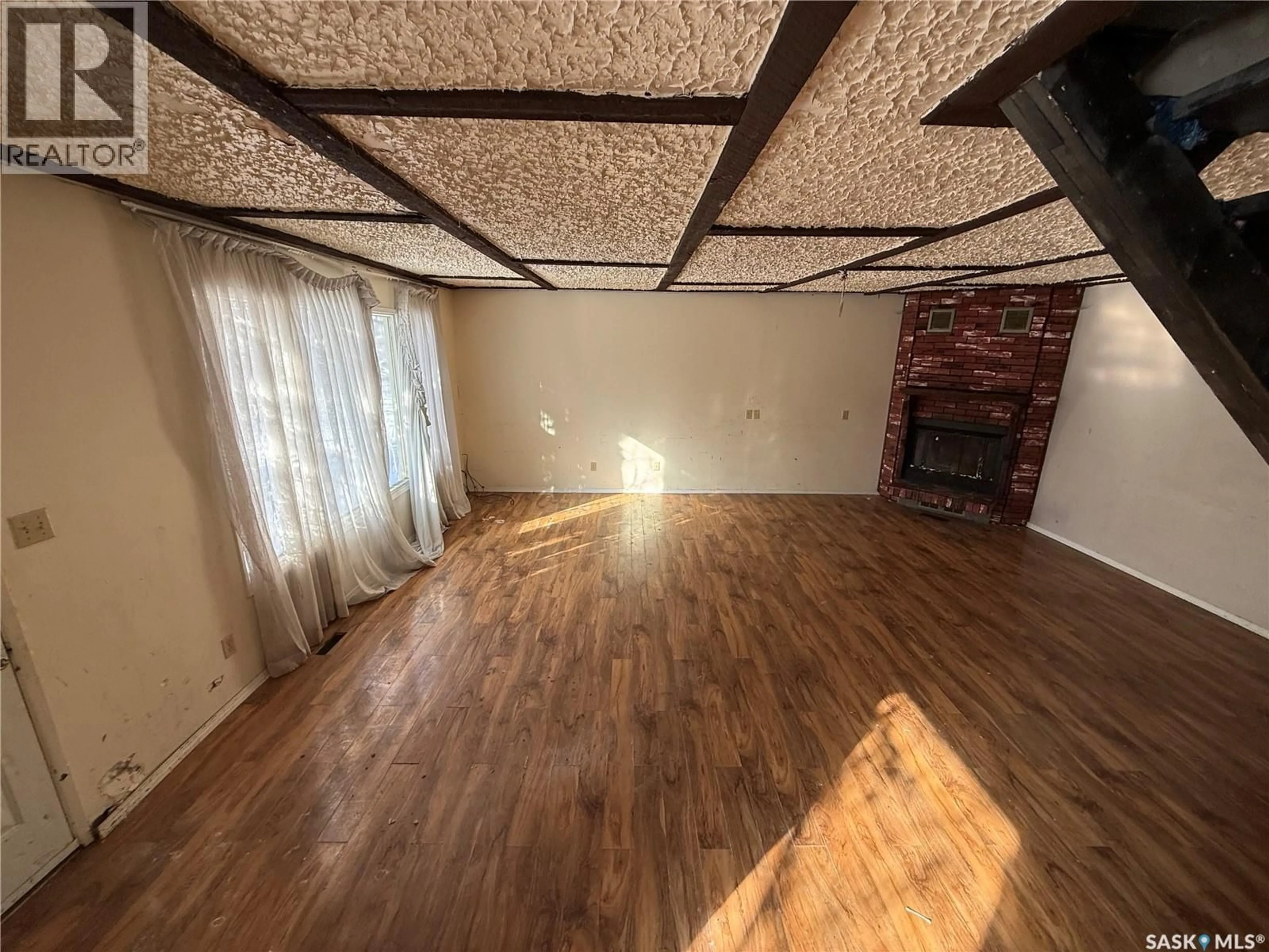 A pic of a room for 801 NIPAWIN ROAD W, Nipawin Saskatchewan S0E1E0