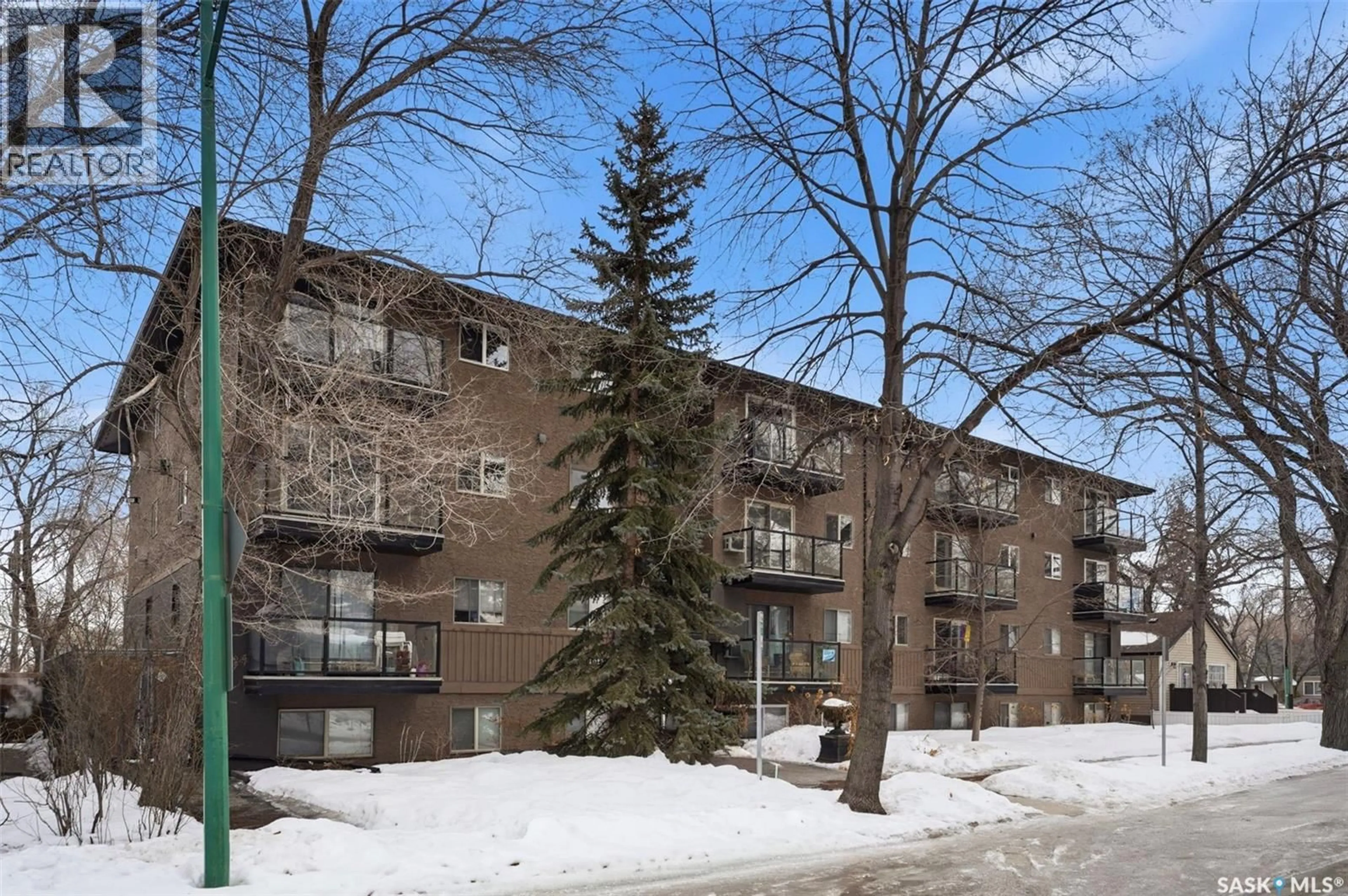 Patio, unknown for 303 - 1013 LANSDOWNE AVENUE, Saskatoon Saskatchewan S7H2C2