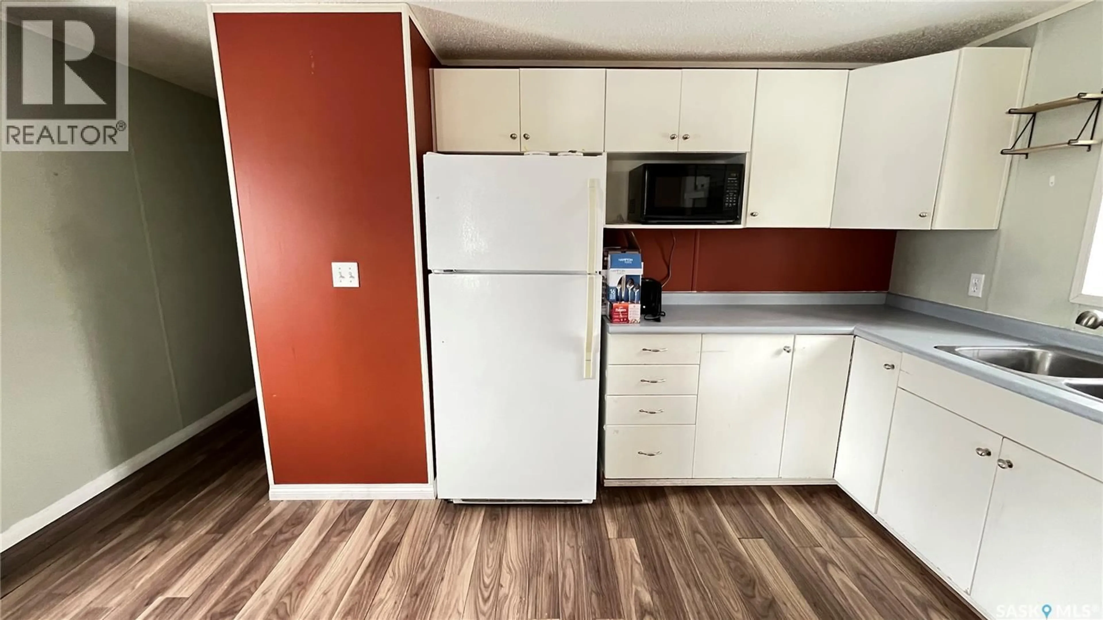 Standard kitchen, unknown for 14 CYPRESS MOBILE HOME PARK, Maple Creek Saskatchewan S0N1N0