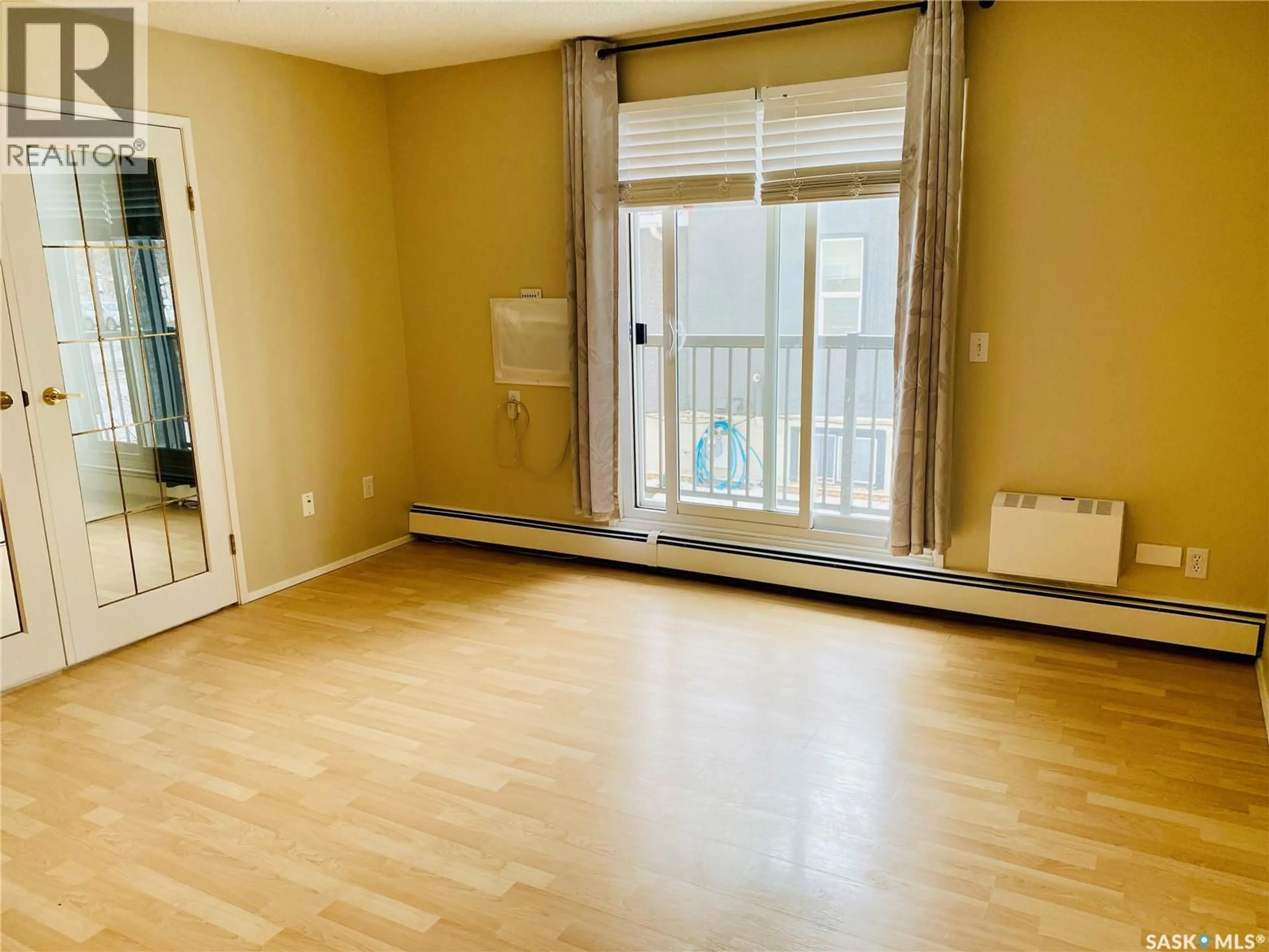 A pic of a room for 104 - 1006 9TH STREET, Saskatoon Saskatchewan S7H0N2