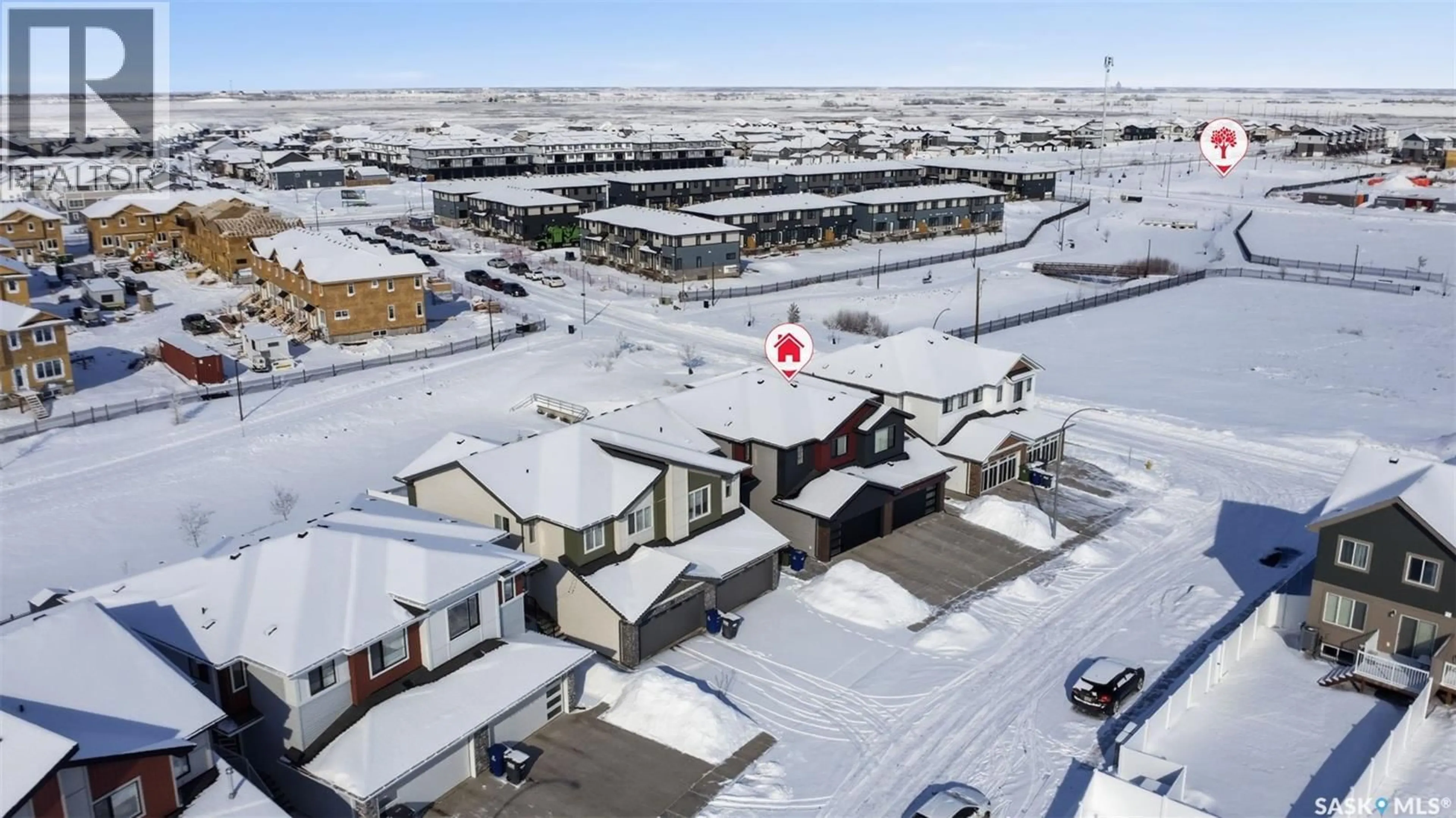 A pic from outside/outdoor area/front of a property/back of a property/a pic from drone, unknown for 410 MYLES HEIDT MANOR, Saskatoon Saskatchewan S7W1J1