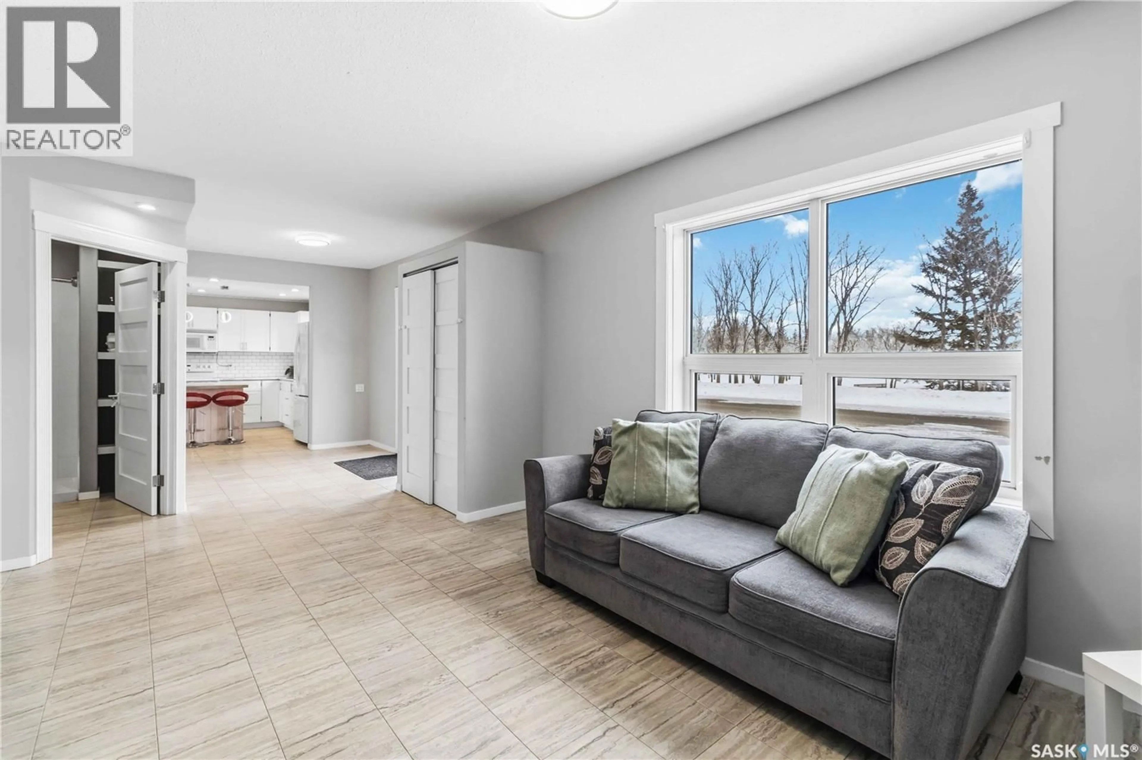 Living room with furniture, unknown for 115 9TH AVENUE, Warman Saskatchewan S0K4S1