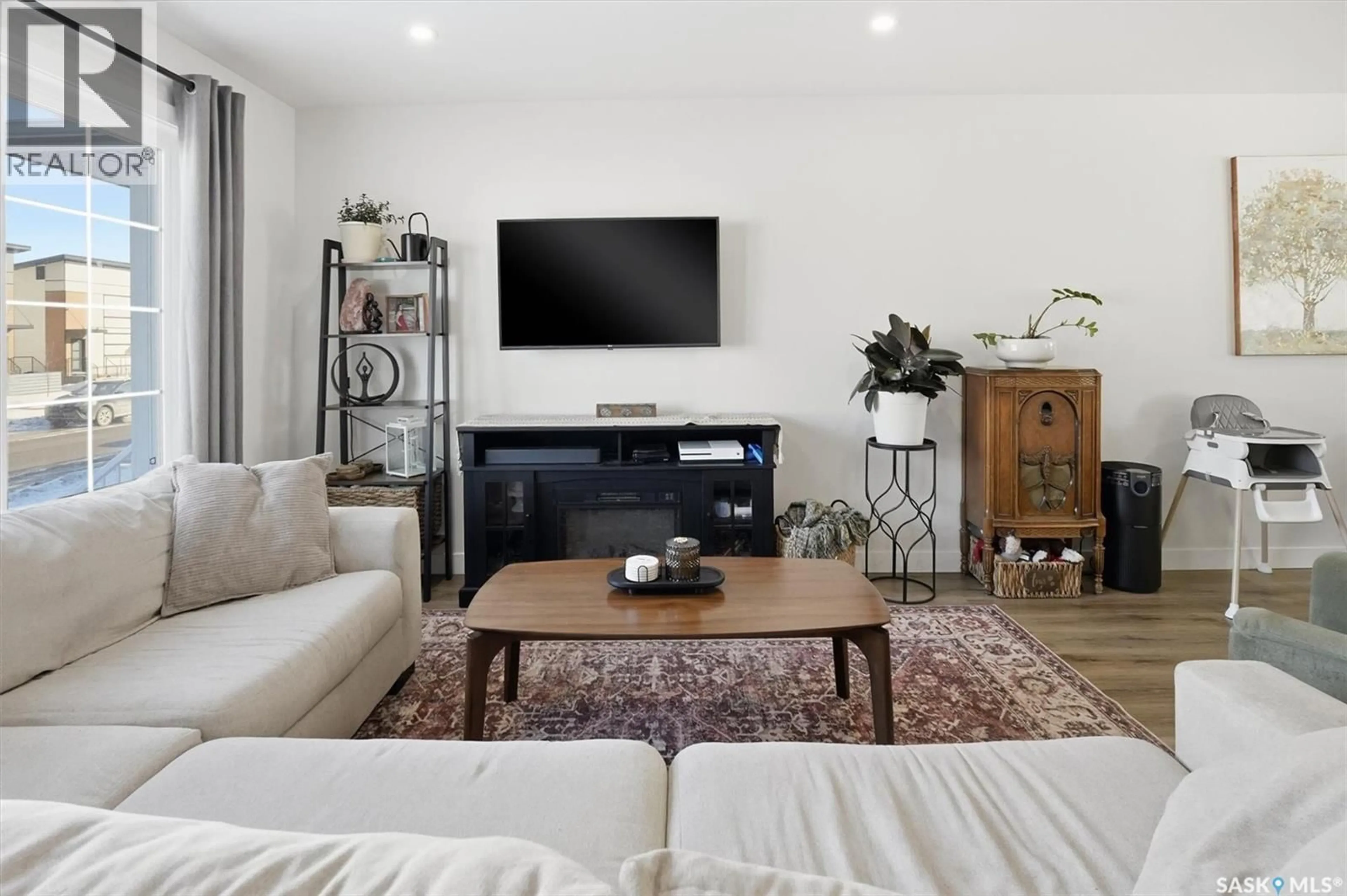 Living room with furniture, unknown for 110 WESTFIELD ROAD, Saskatoon Saskatchewan S7V0Z8