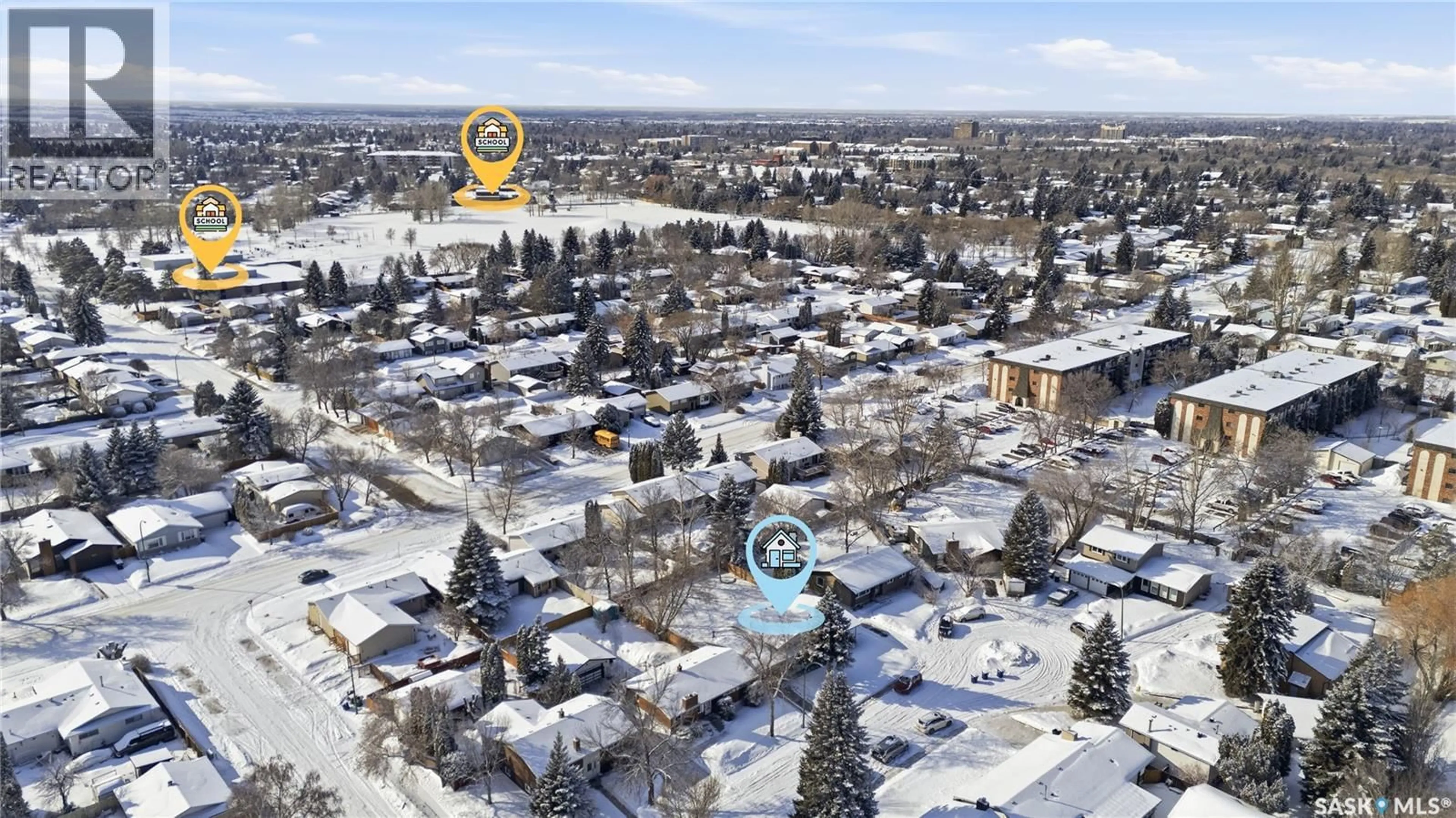 A pic from outside/outdoor area/front of a property/back of a property/a pic from drone, street for 110 MEGLUND PLACE, Saskatoon Saskatchewan S7H4Z7