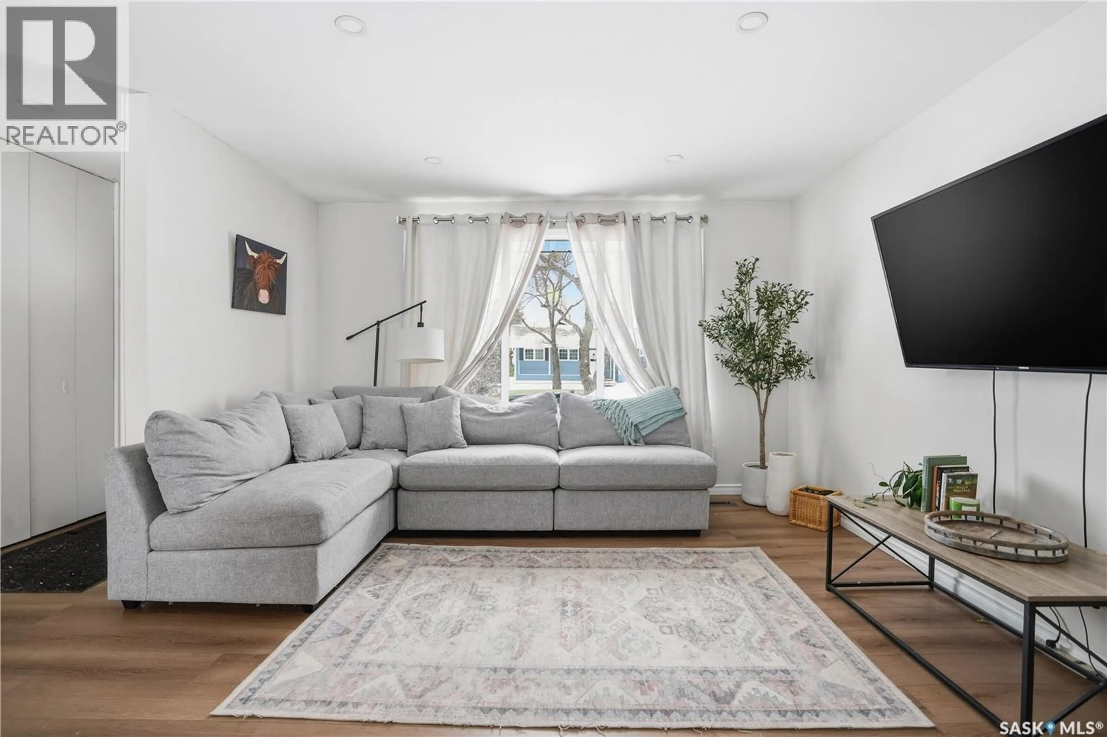 Living room with furniture, unknown for 78 AITKEN CRESCENT, Regina Saskatchewan S4R5W7