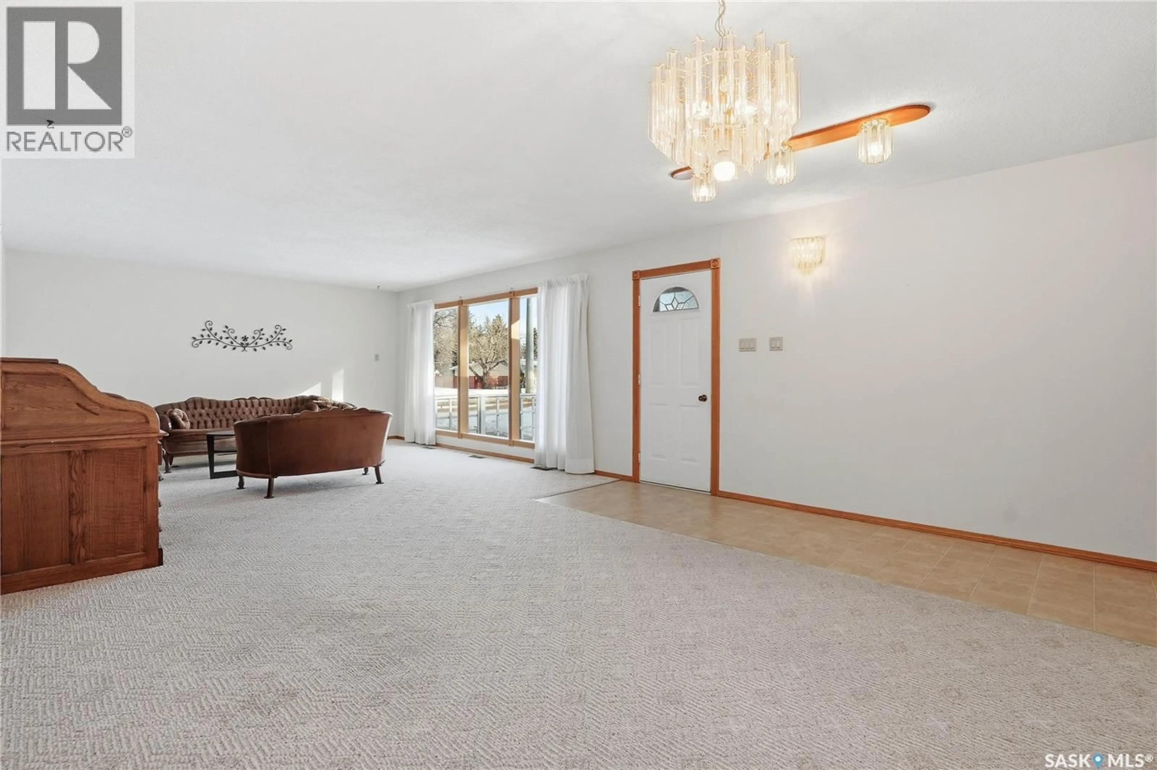 Living room with furniture, unknown for S - 414 PRESTON AVENUE, Saskatoon Saskatchewan S7H2V2