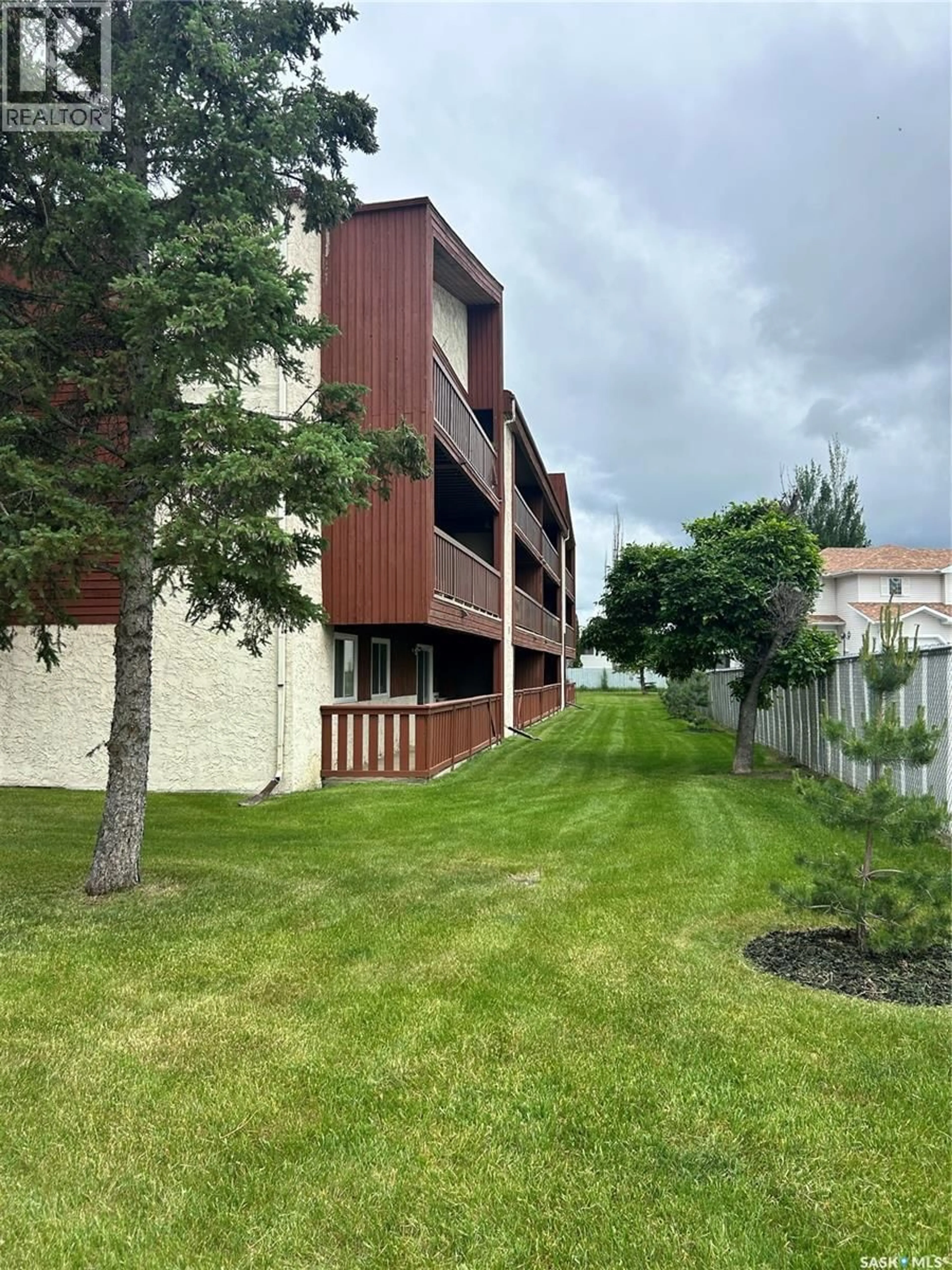 A pic from outside/outdoor area/front of a property/back of a property/a pic from drone, unknown for 1580 - 417 OLIVE DIEFENBAKER DRIVE, Prince Albert Saskatchewan S6V7M6