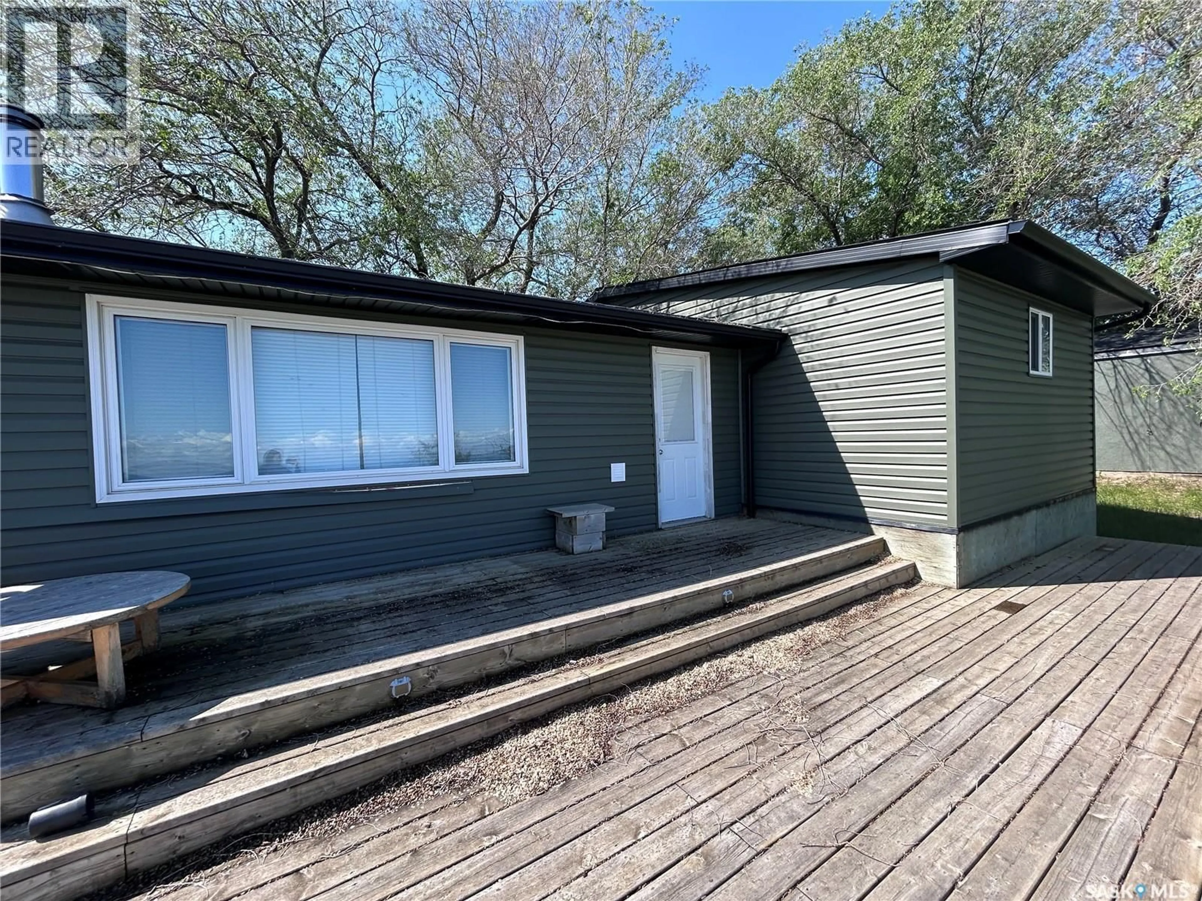 A pic from outside/outdoor area/front of a property/back of a property/a pic from drone, unknown for 9 KILCARE DRIVE, Meota Rm No.468 Saskatchewan S0M1X0