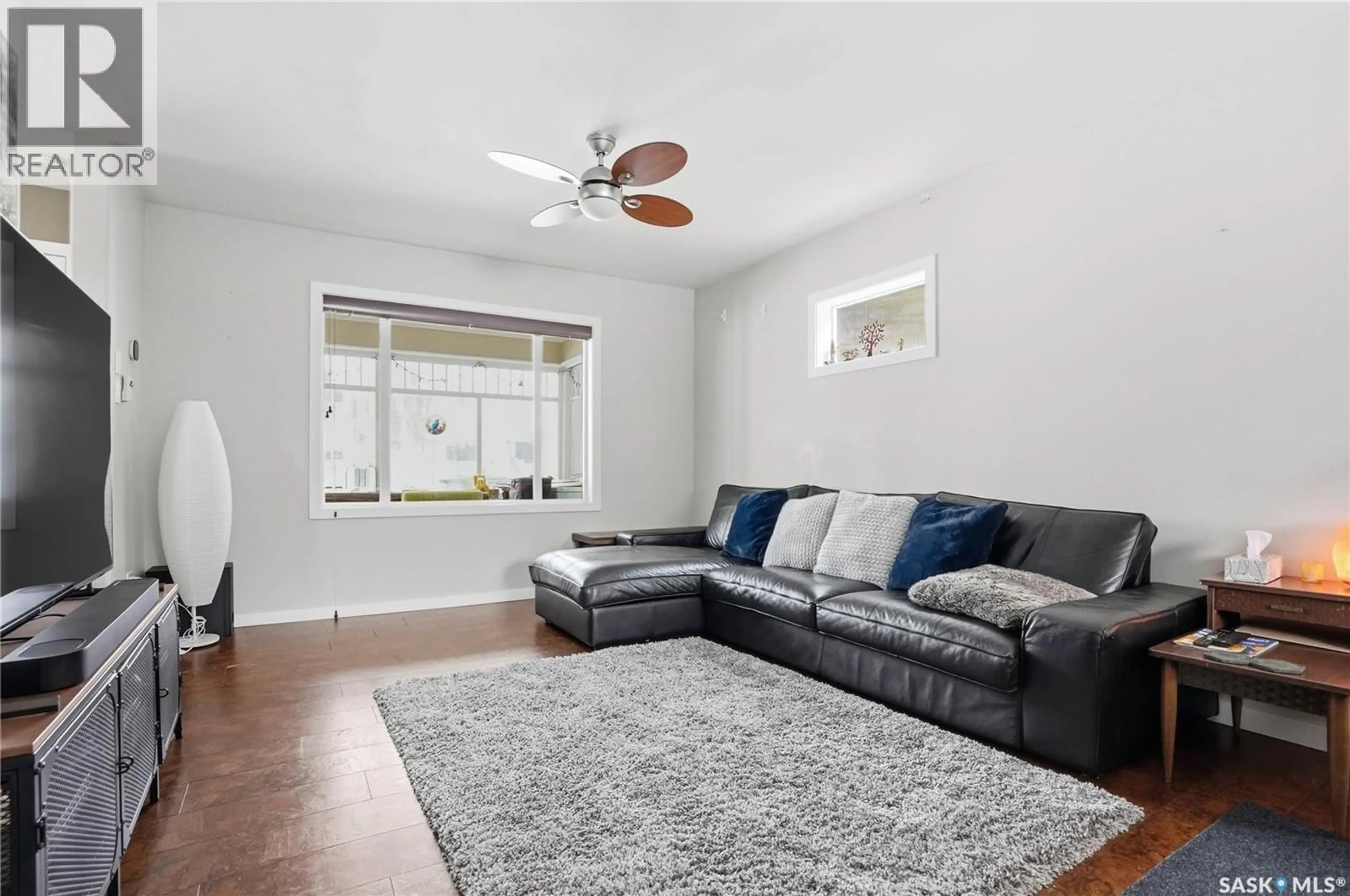 Living room with furniture, unknown for 514 4TH STREET, Saskatoon Saskatchewan S7H1J7