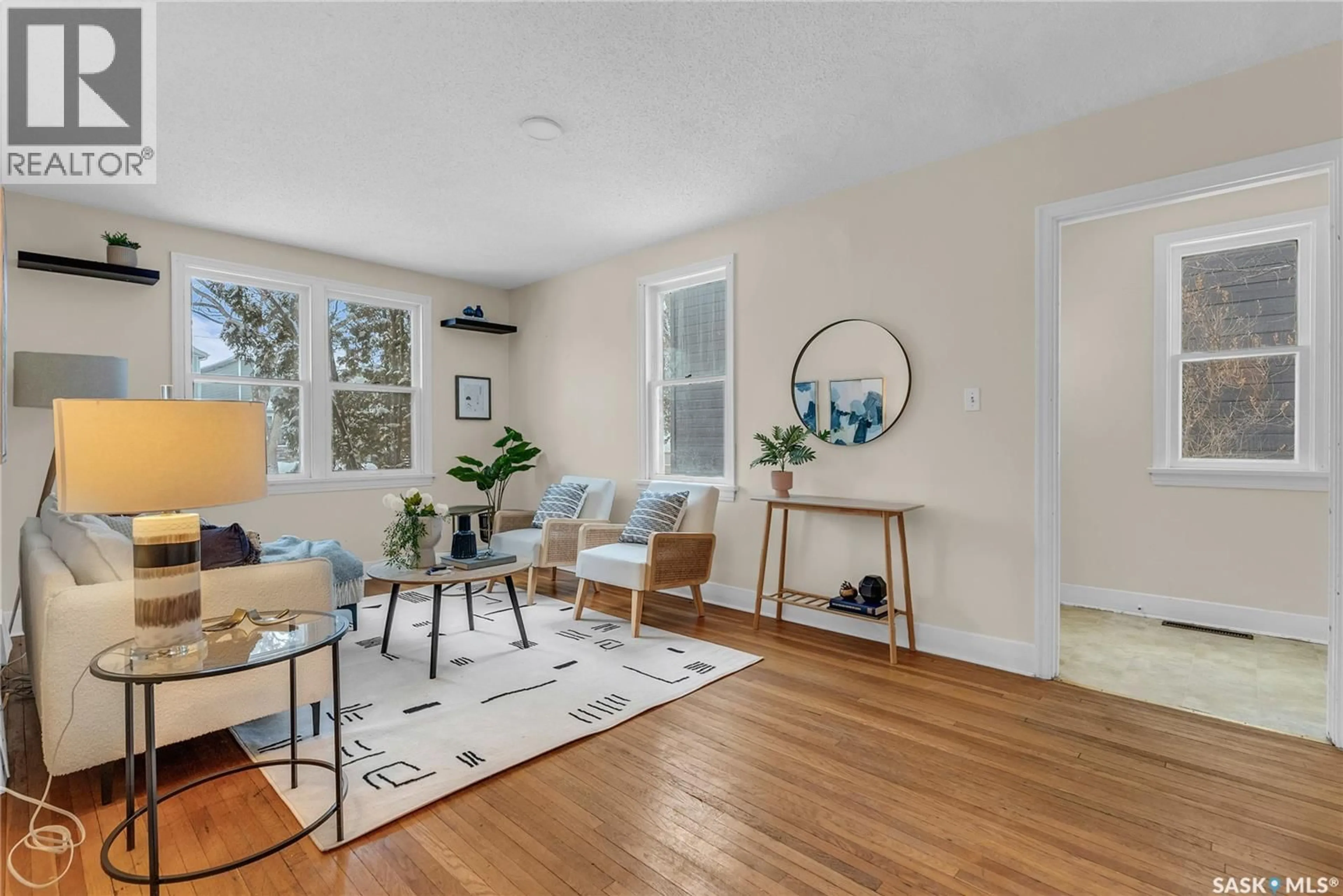 Living room with furniture, unknown for 1115 9TH STREET, Saskatoon Saskatchewan S7H0N4