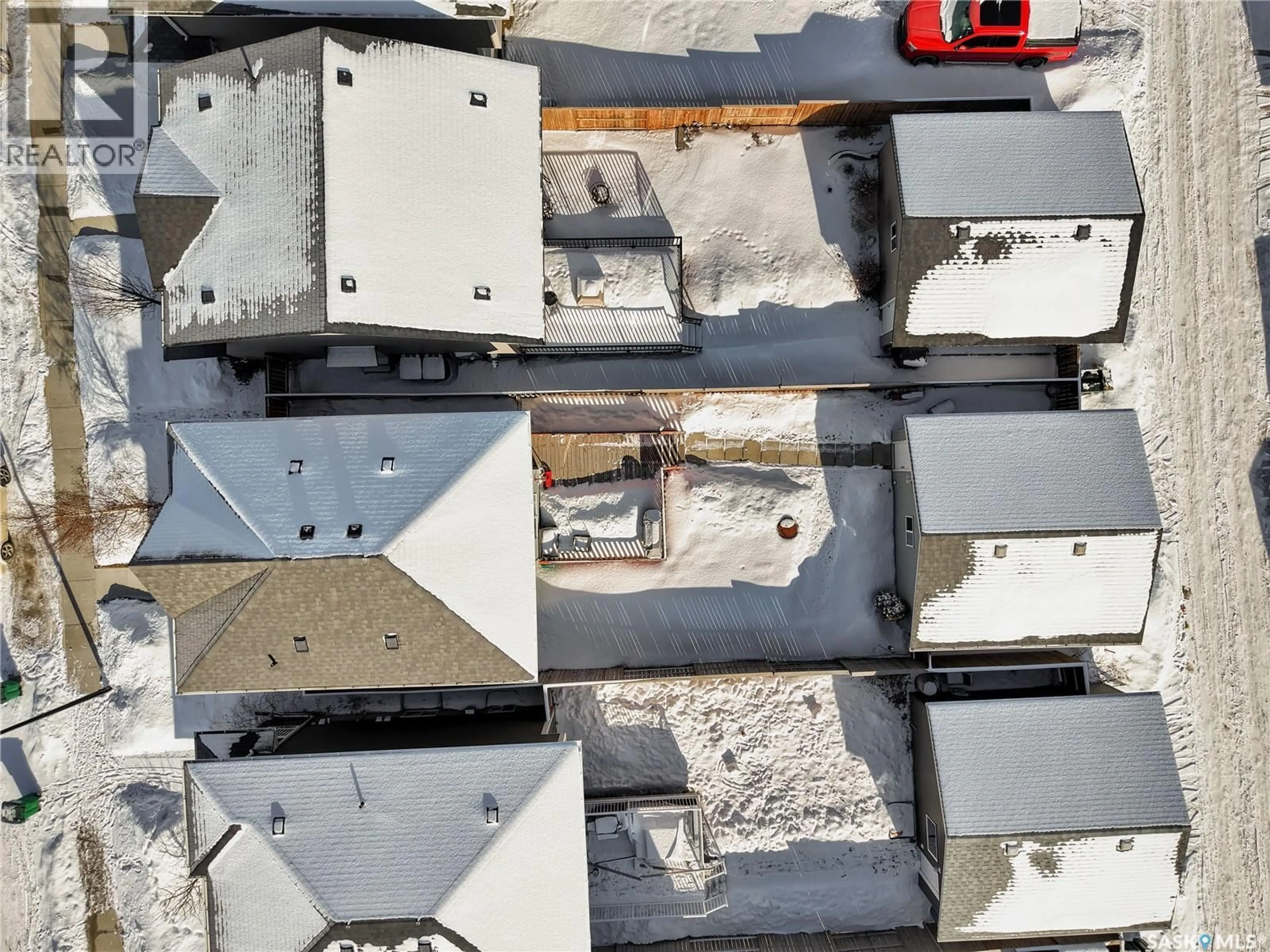 A pic from outside/outdoor area/front of a property/back of a property/a pic from drone, building for 321 SECORD WAY, Saskatoon Saskatchewan S7V0L9