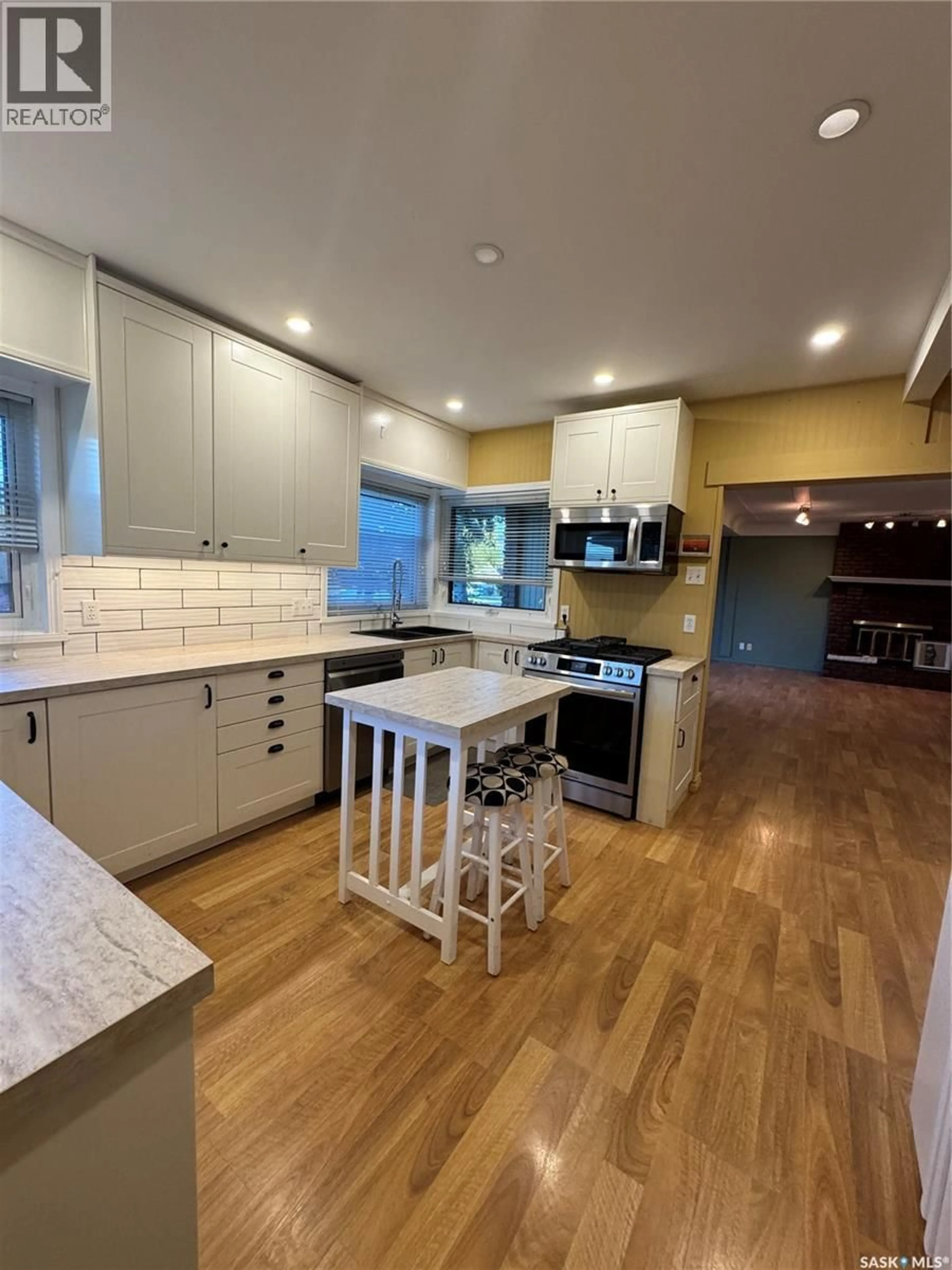 Open concept kitchen, ceramic/tile floor for 309 PRINCE STREET, Hudson Bay Saskatchewan S0E0Y0