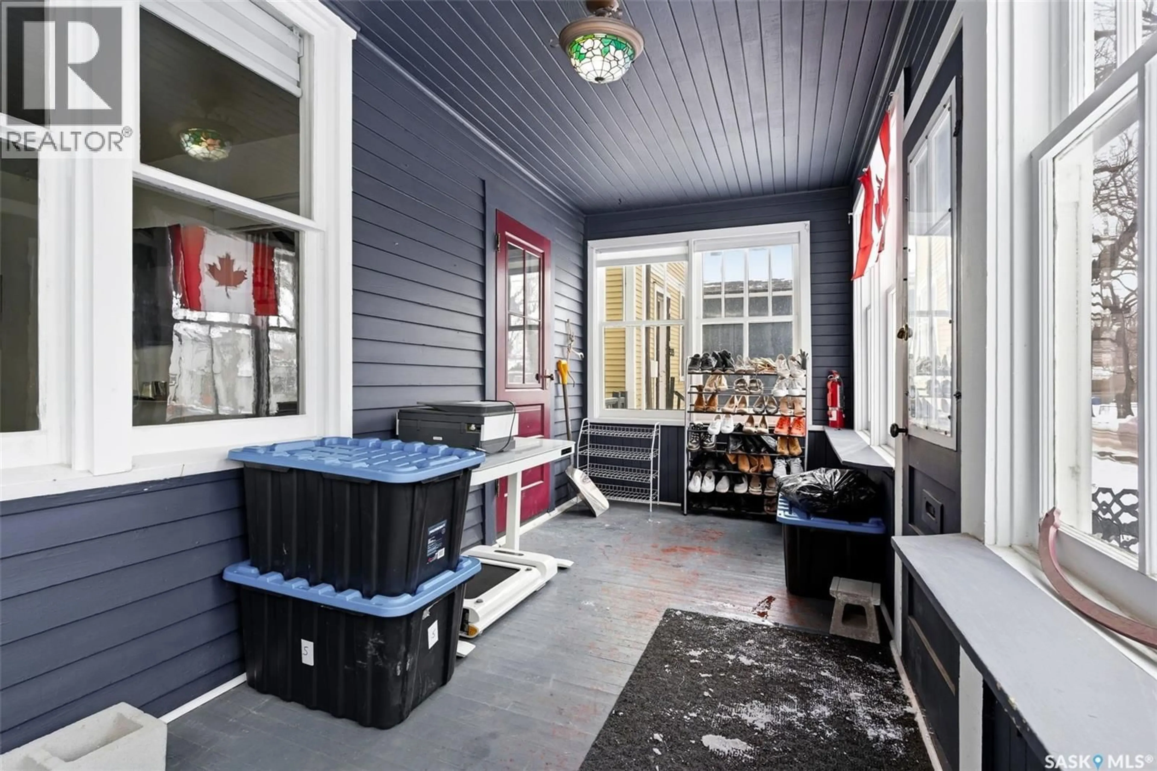 Patio, street for 2323 WINNIPEG STREET, Regina Saskatchewan S4P1H4