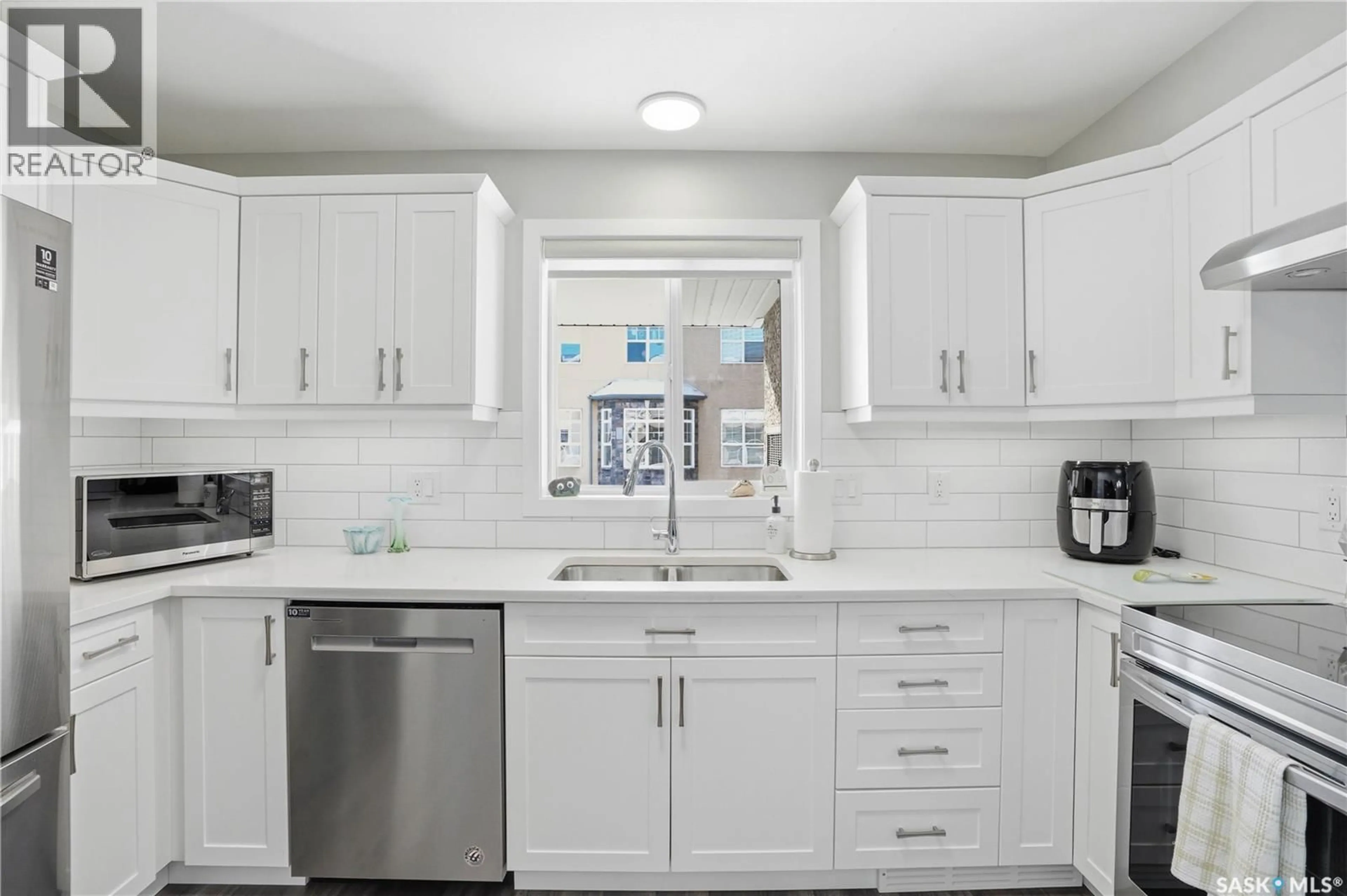 Unknown for 201 230 HEATH AVENUE, Saskatoon Saskatchewan S7S1N7