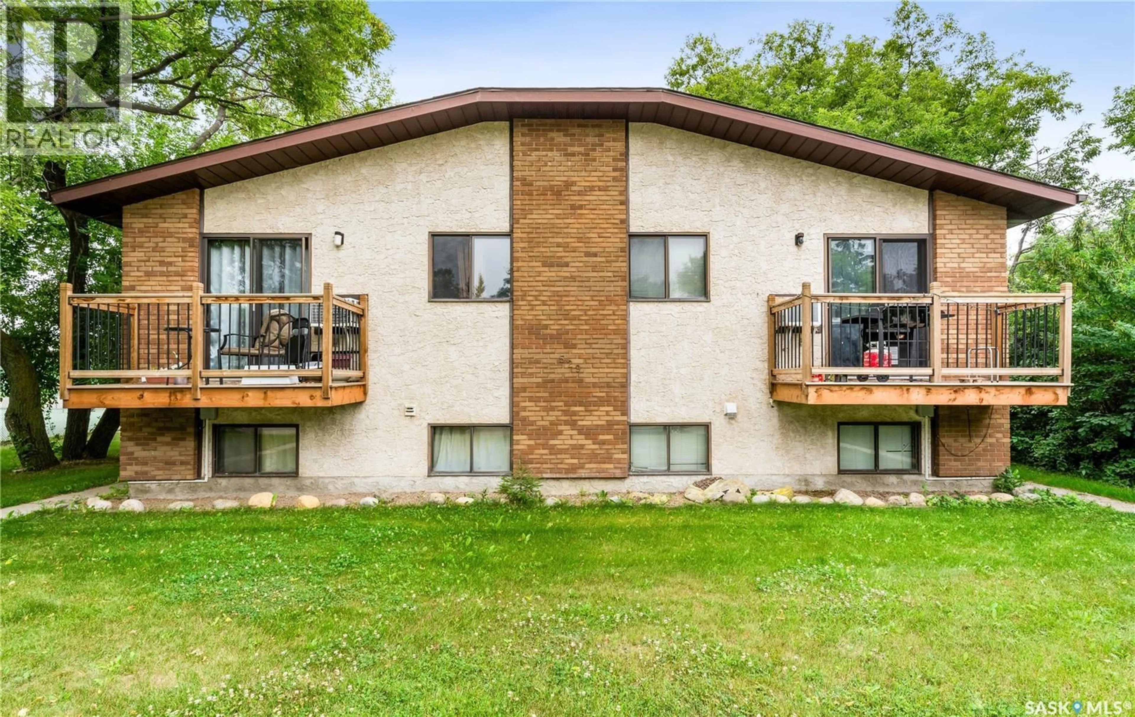 Patio, unknown for 529 8TH STREET, Prince Albert Saskatchewan S6V0W5