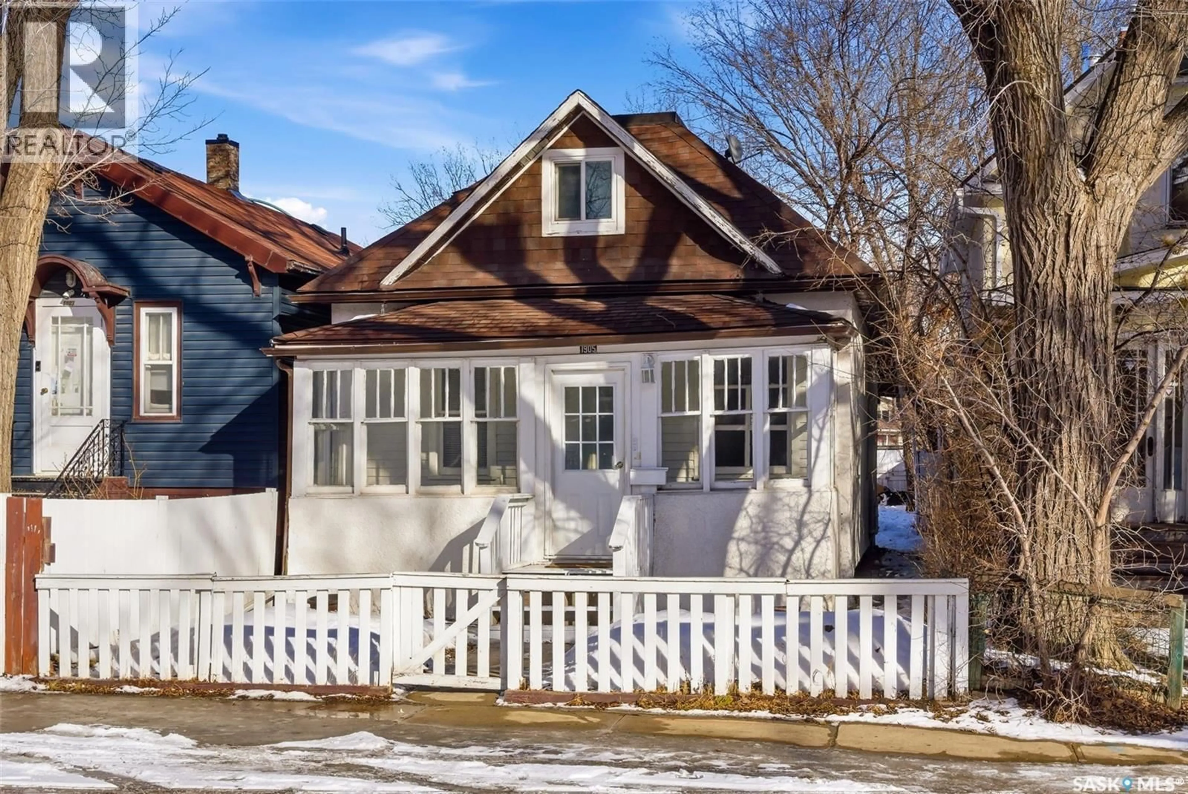 Unknown for 1905 TORONTO STREET, Regina Saskatchewan S4P1M9