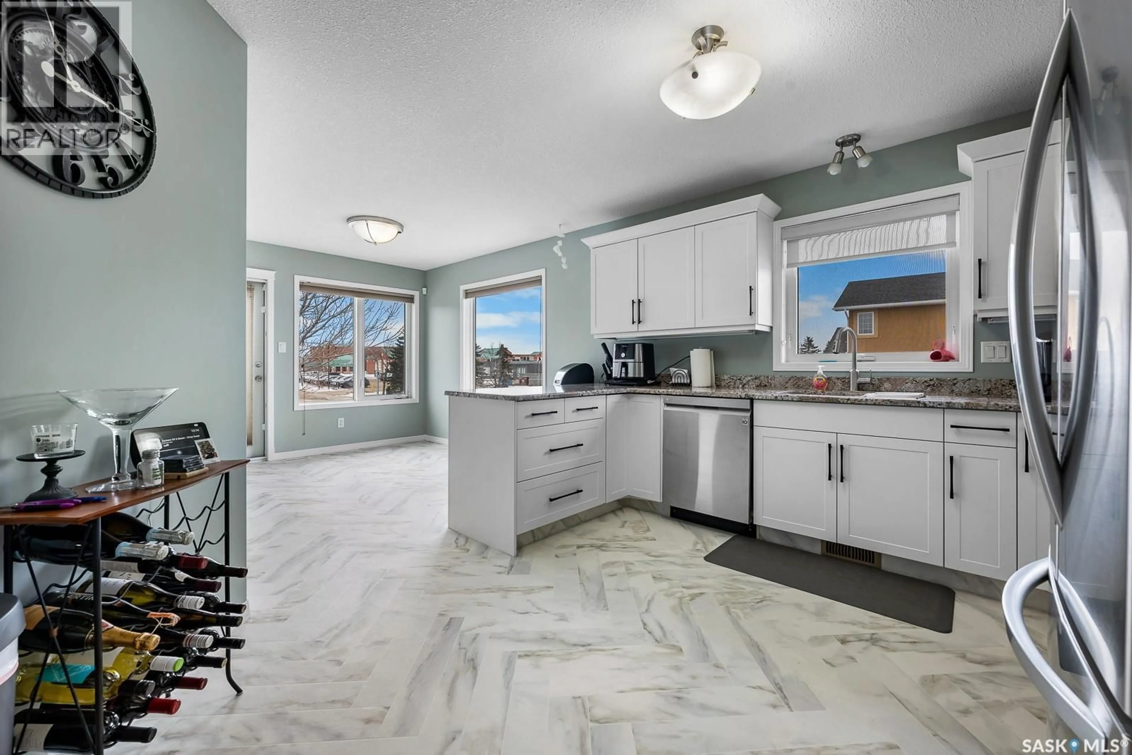 Open concept kitchen, ceramic/tile floor for 3103 ST JAMES ROAD, Regina Saskatchewan S4V3B3