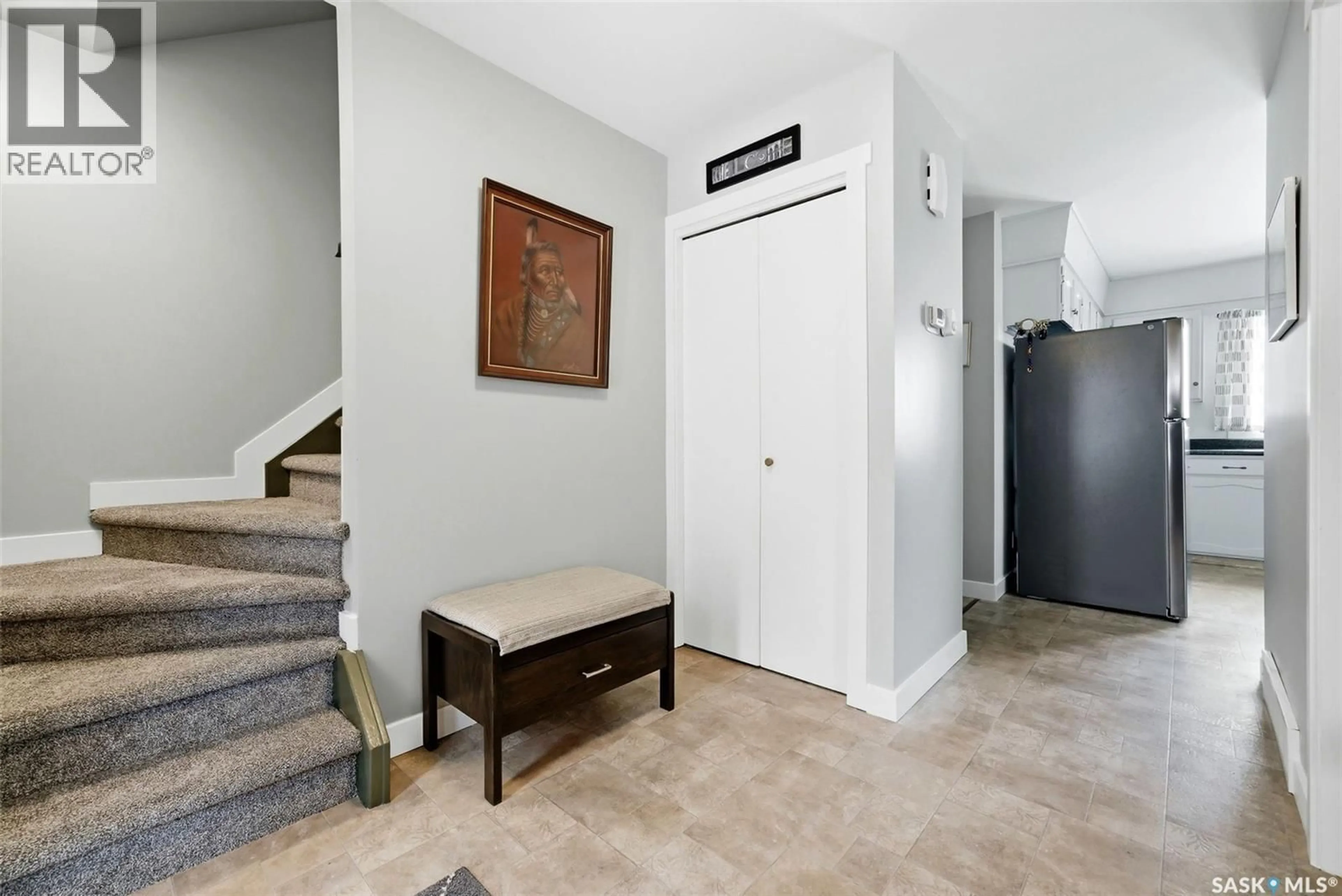 Indoor entryway for 166 DEERGROVE CRESCENT, Regina Saskatchewan S4S5M1