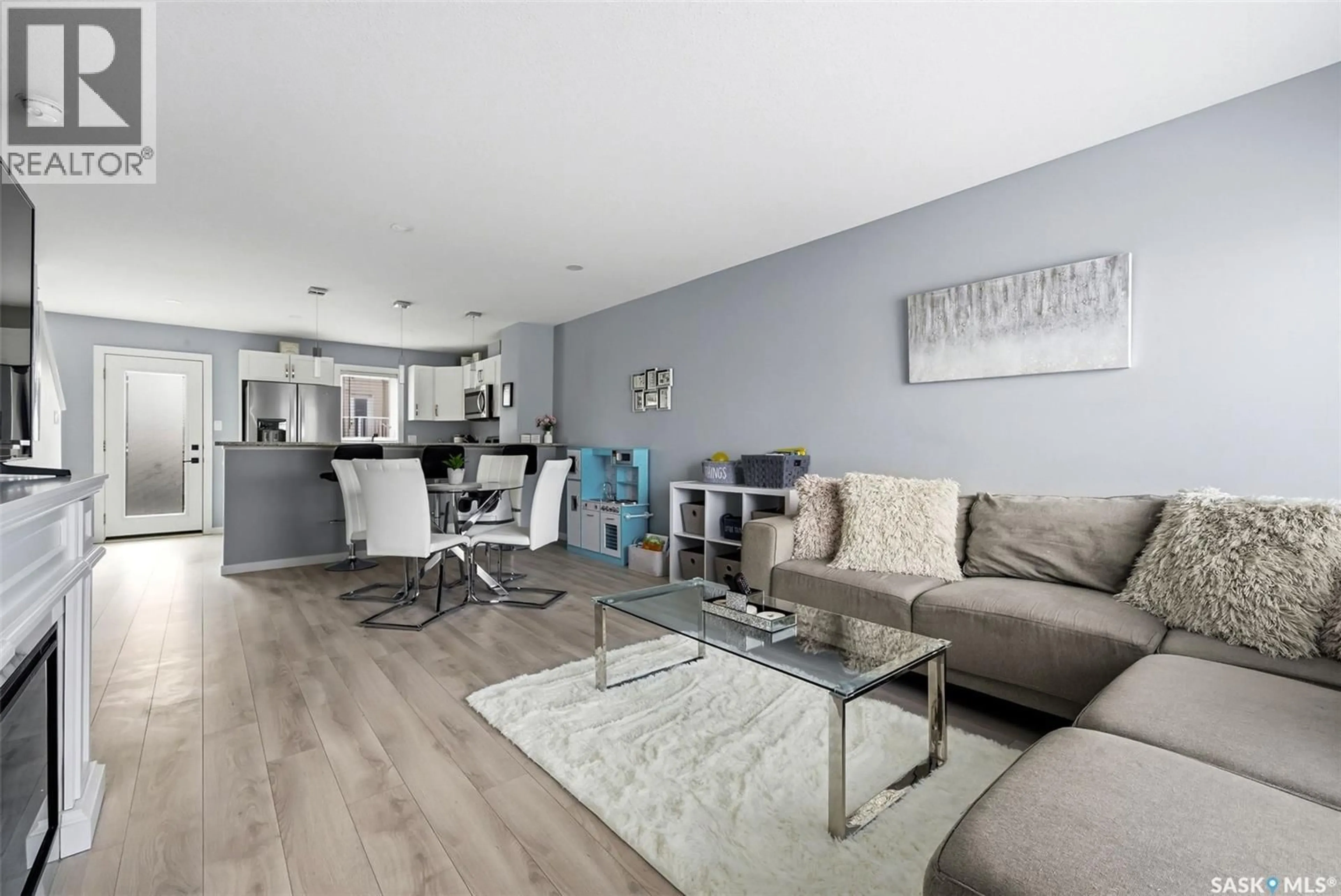 Living room with furniture, unknown for 109 - 2715 NARCISSE DRIVE, Regina Saskatchewan S4X0P8