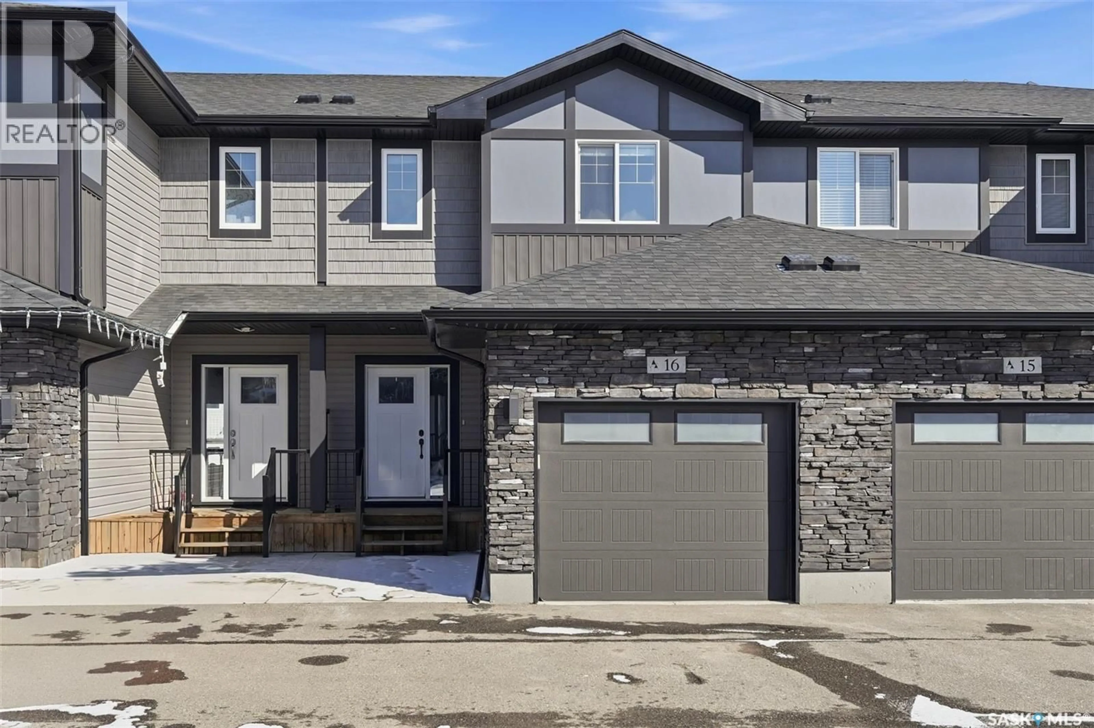 Home with vinyl exterior material, street for 16 1003 EVERGREEN BOULEVARD, Saskatoon Saskatchewan S7W0Z3