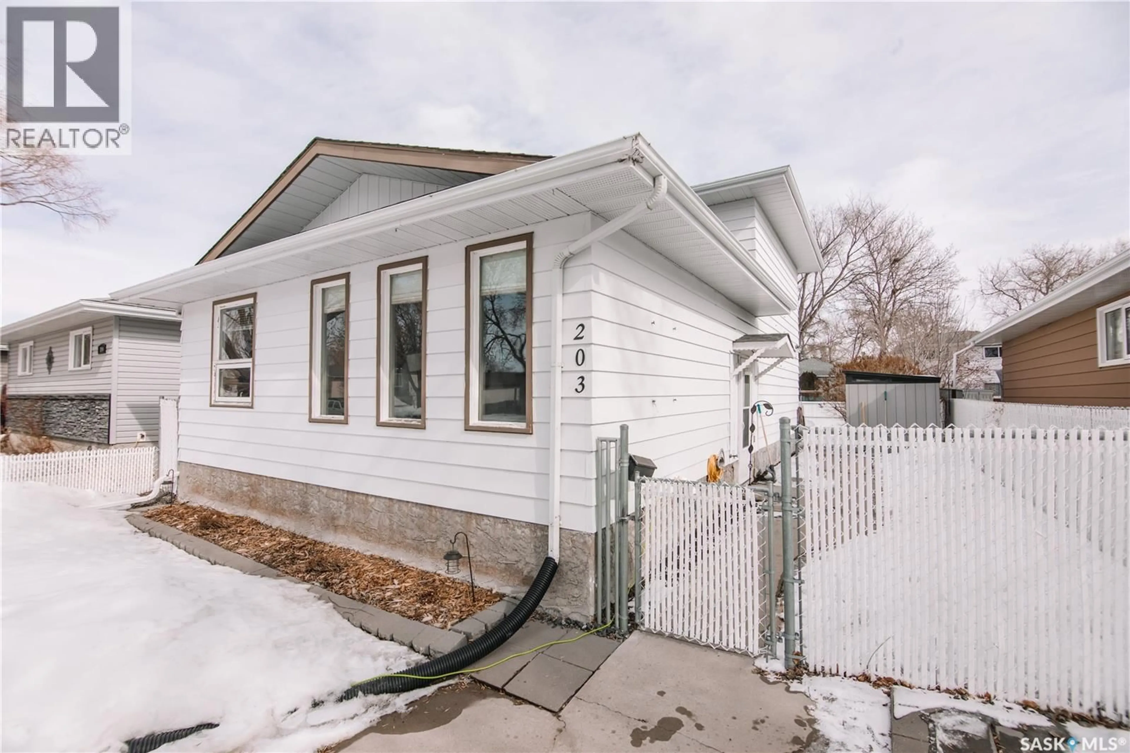 Unknown for 203 PAYNTER CRESCENT, Regina Saskatchewan S4X2A9
