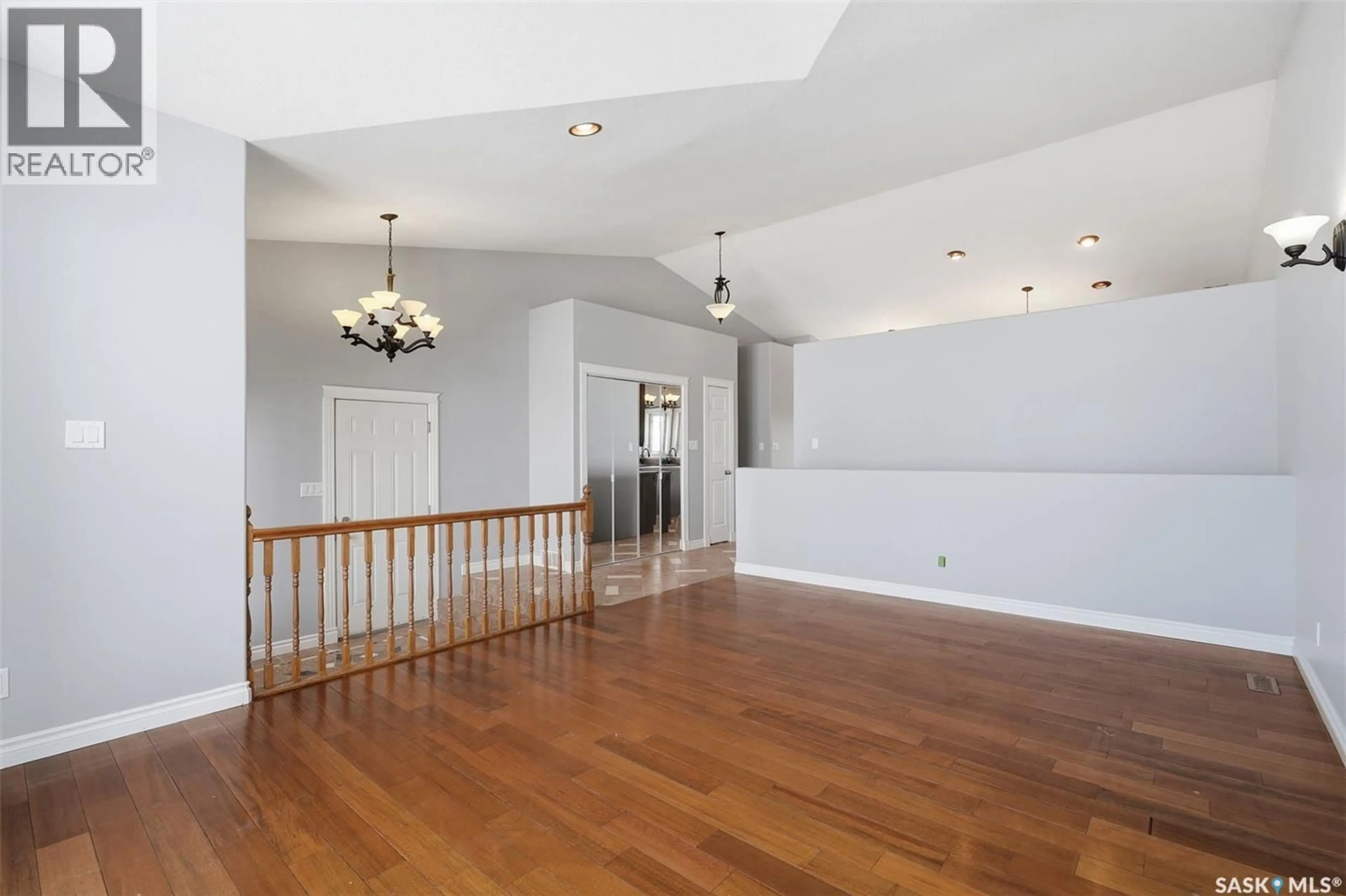 Indoor foyer for 540 ENS CRESCENT, Warman Saskatchewan S0K4S0