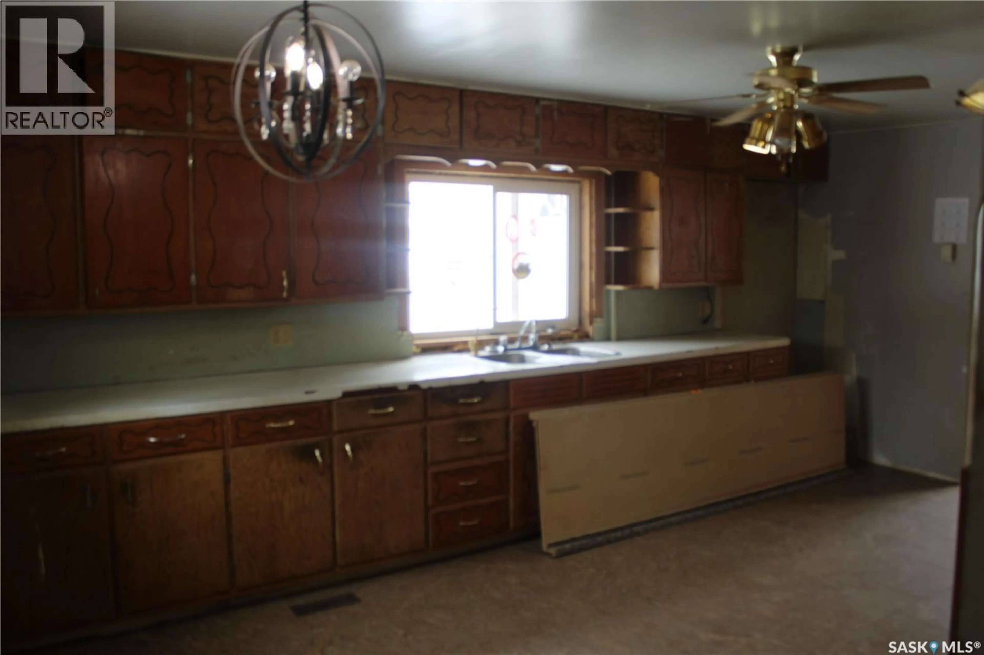 Standard kitchen, unknown for 341 4TH STREET, Bredenbury Saskatchewan S0A0H0