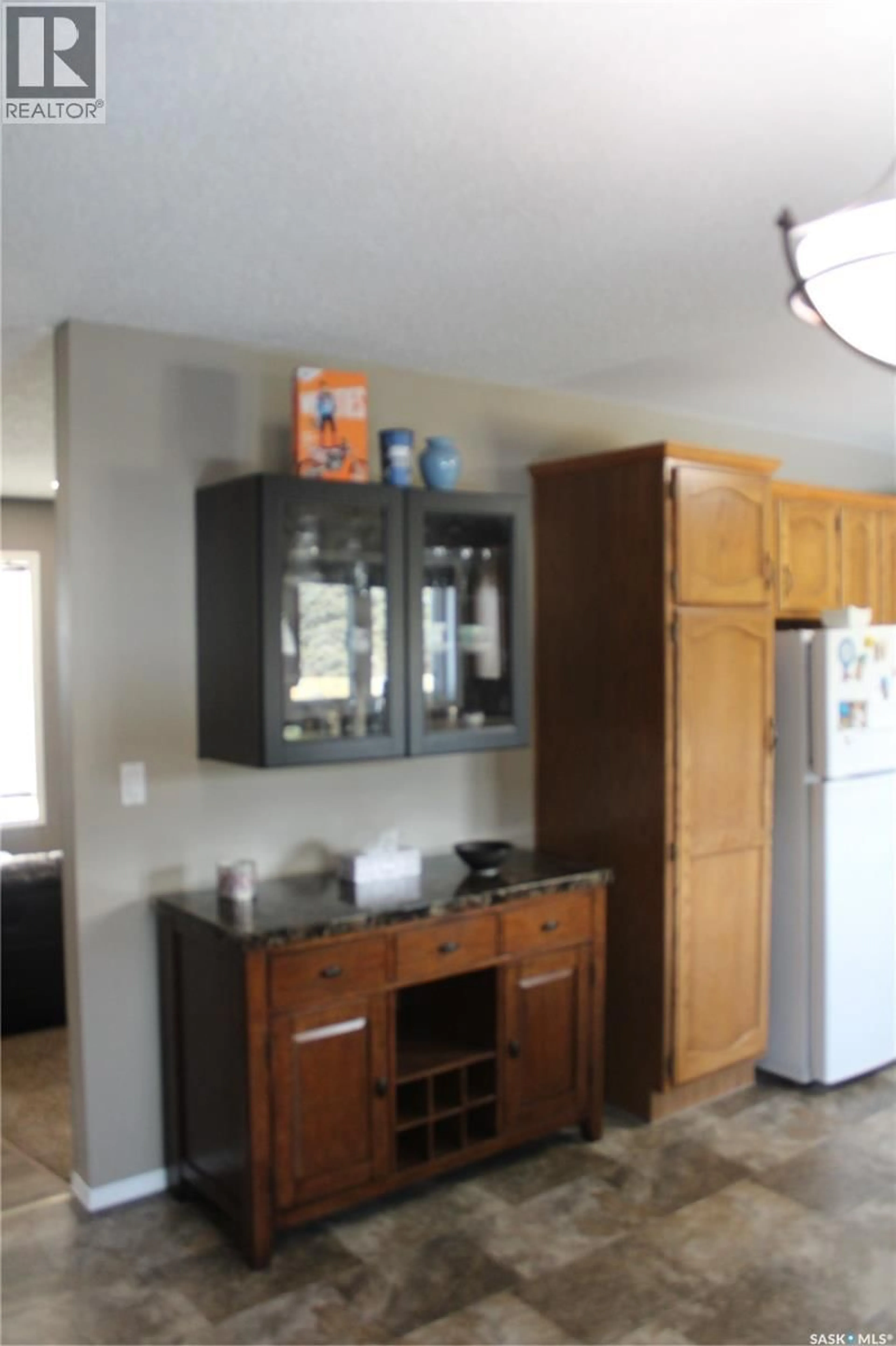 Standard kitchen, unknown for 27 MORRISON DRIVE, Yorkton Saskatchewan S3N3W5