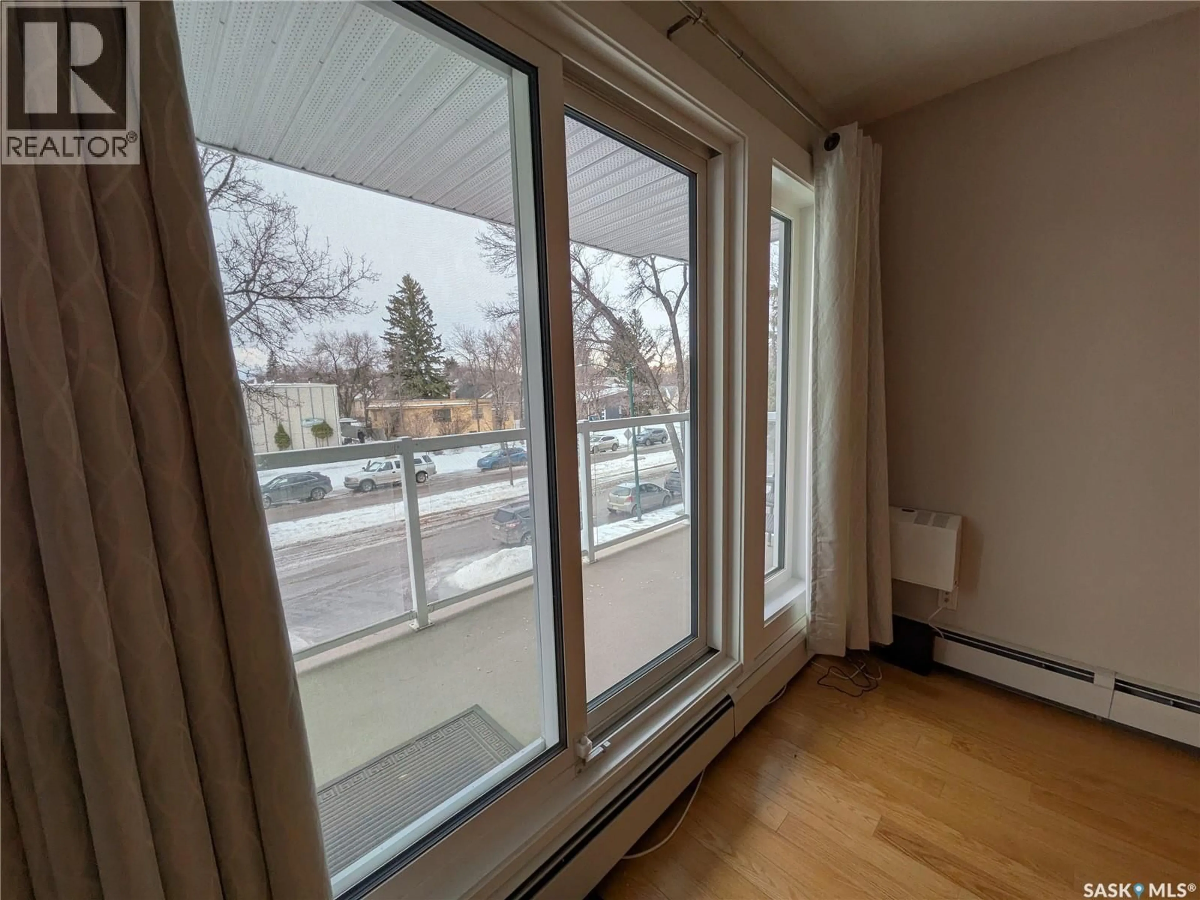 A pic of a room for 204 - 921 MAIN STREET E, Saskatoon Saskatchewan S7H0K5