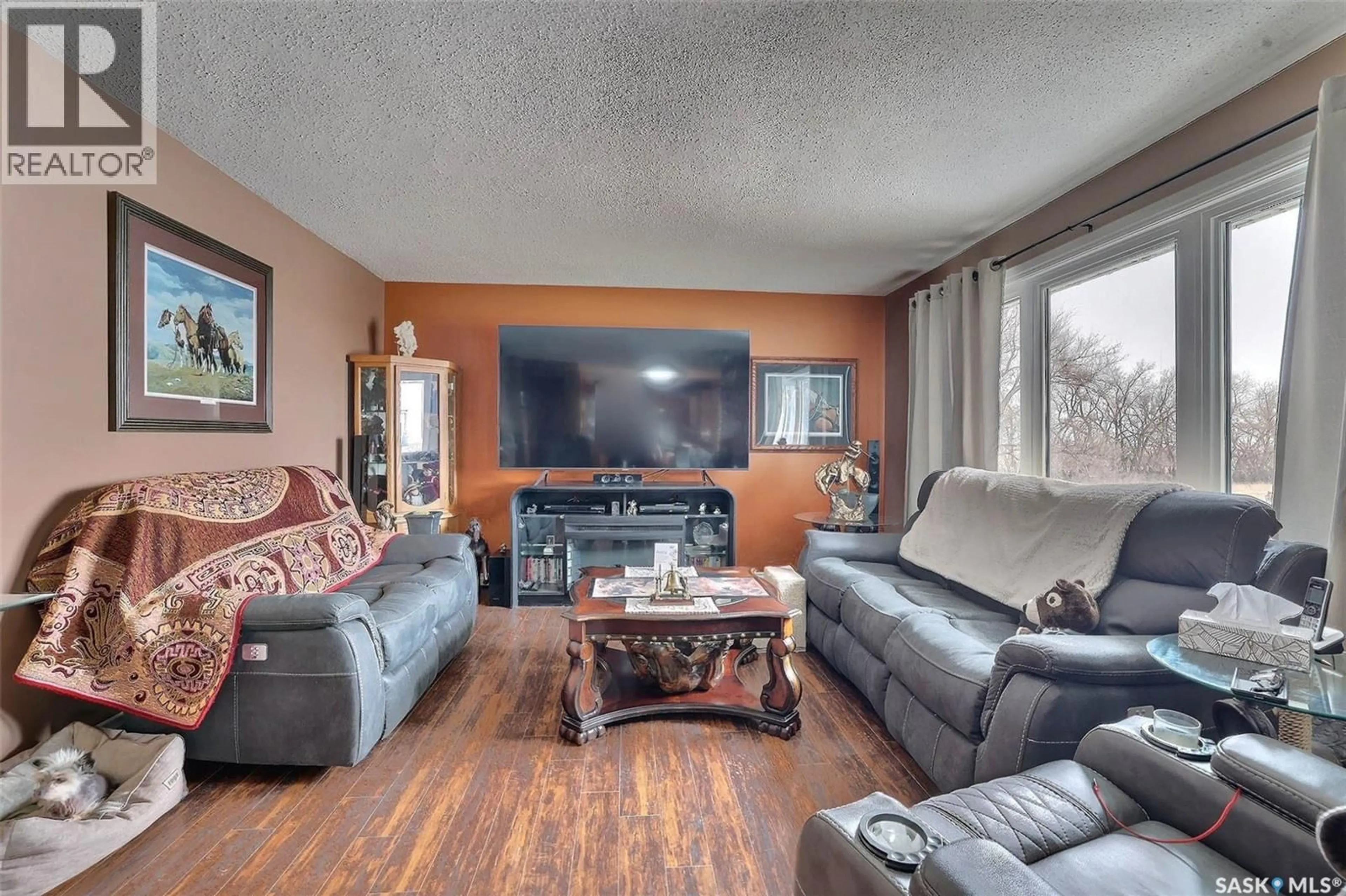 Living room with furniture, unknown for HOWELL ACREAGE, Lumsden Rm No. 189 Saskatchewan S0G3C0