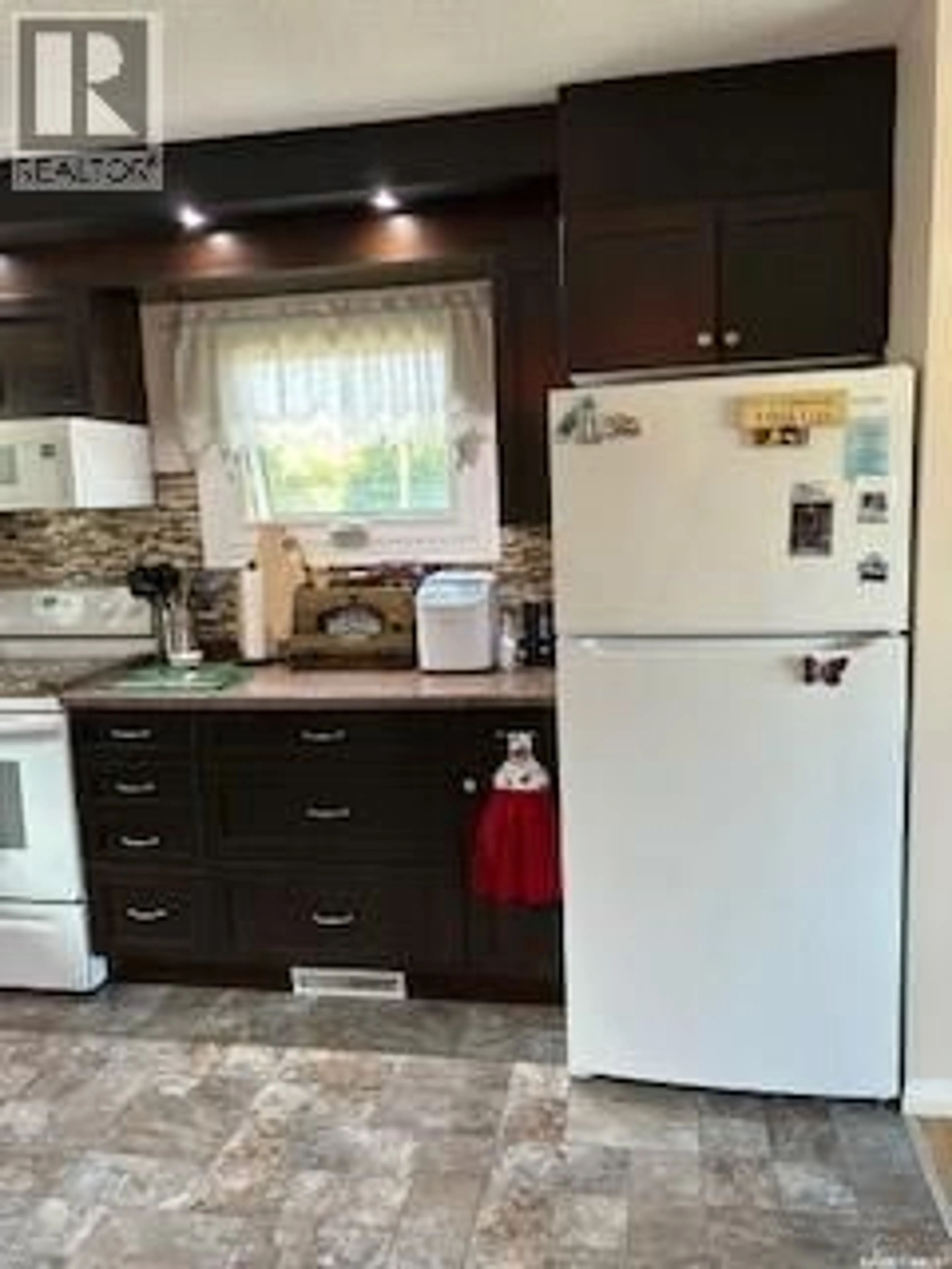 Standard kitchen, unknown for 214 HIGHWAY, Archerwill Saskatchewan S0E0B0