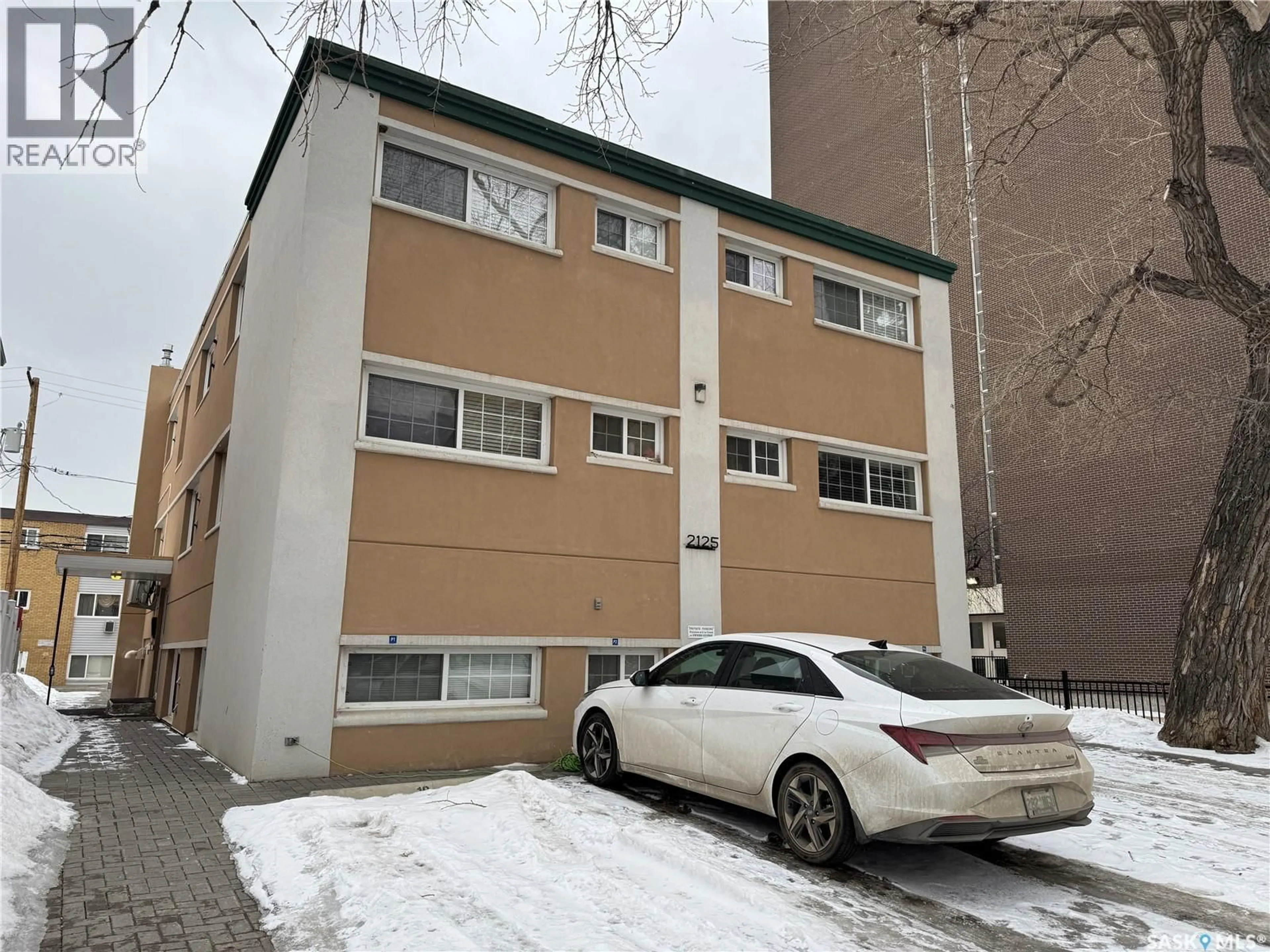 Parking for 2A - 2125 LORNE STREET, Regina Saskatchewan S4P2M6