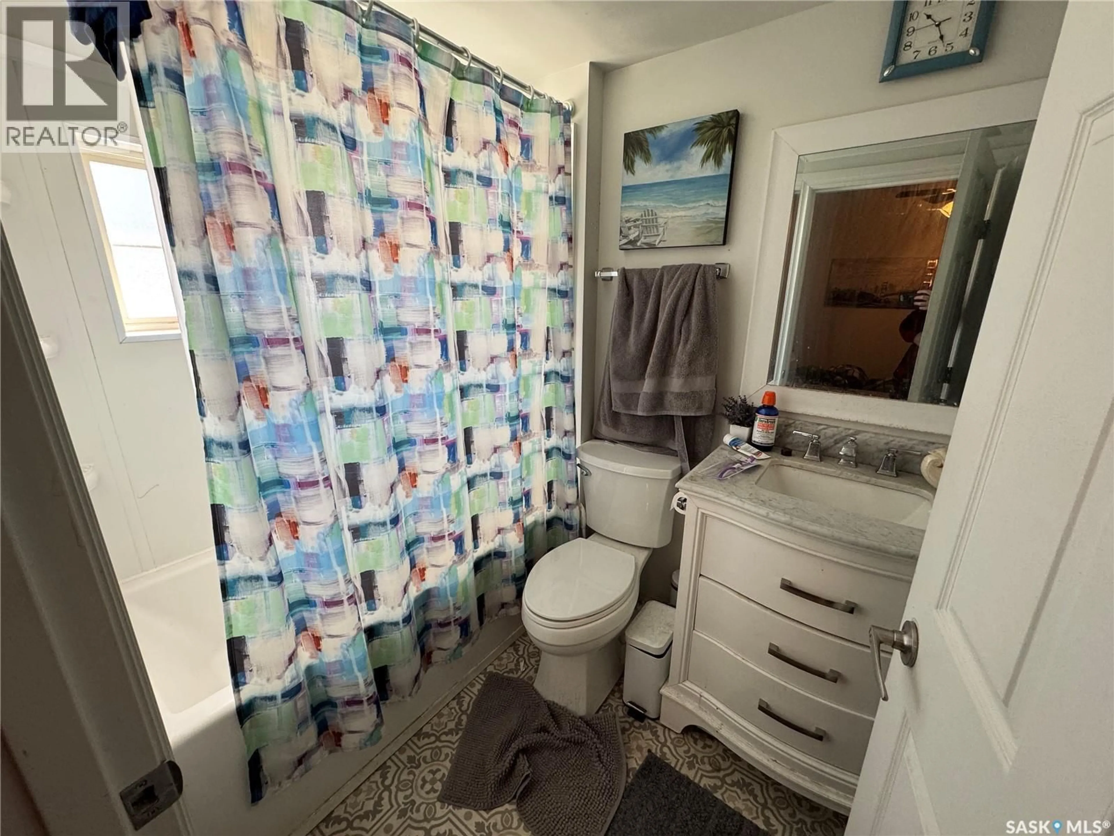 Standard bathroom, unknown for 2A - 2125 LORNE STREET, Regina Saskatchewan S4P2M6