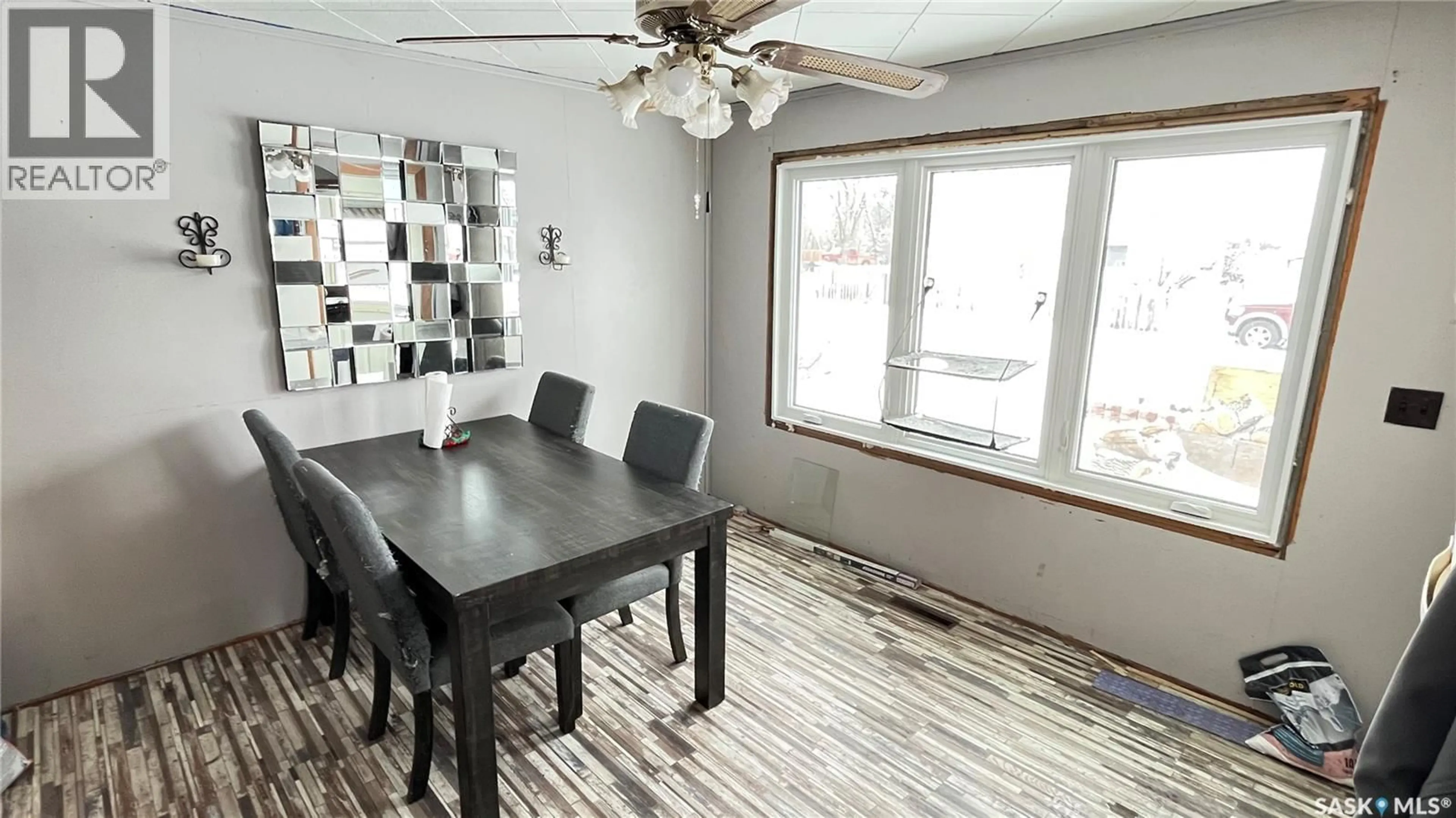 Dining room, wood/laminate floor for 58 2ND STREET, Tompkins Saskatchewan S0N2S0