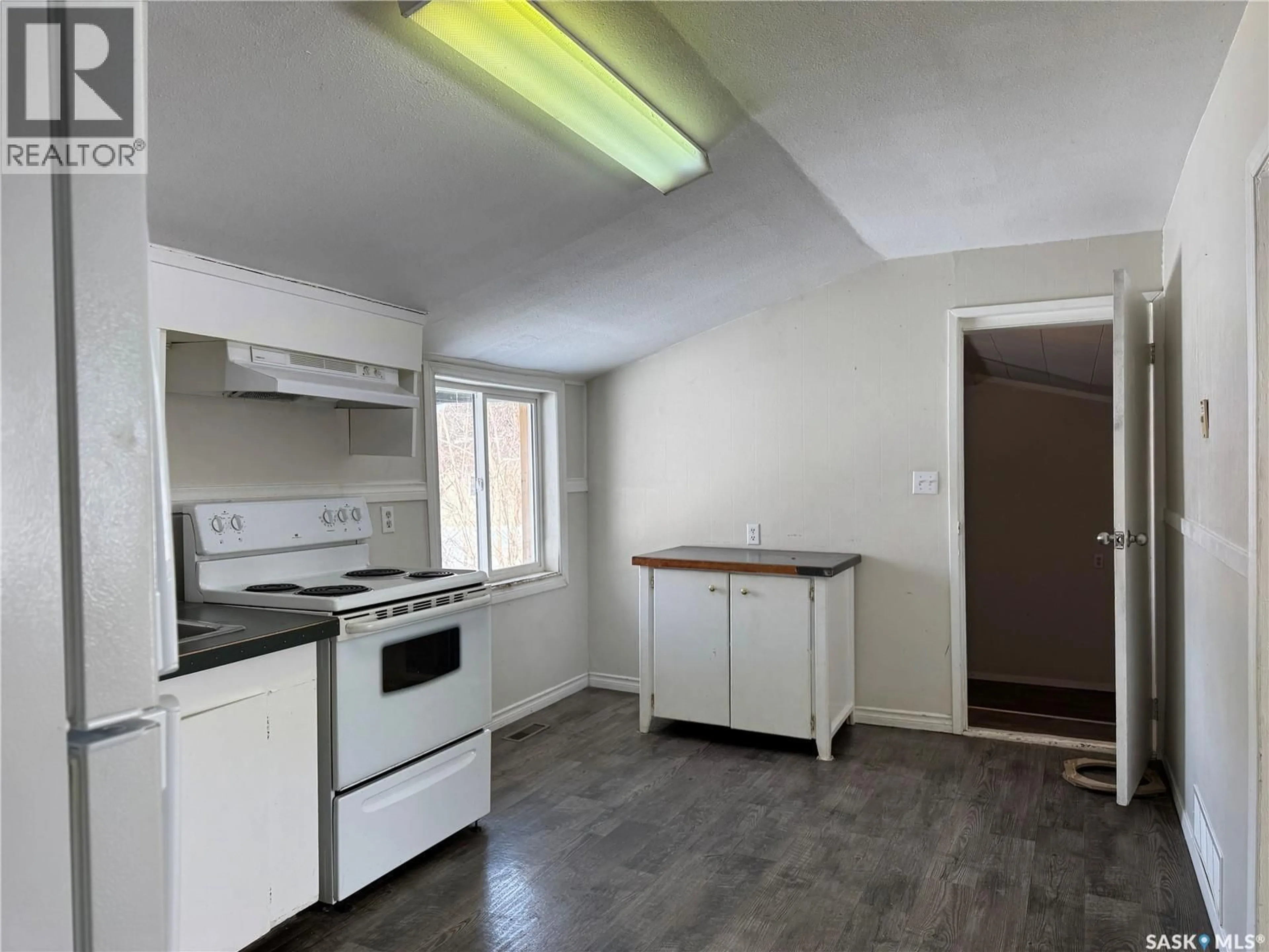 A pic of a room for 219 1ST AVENUE, Leroy Saskatchewan S0K2P0